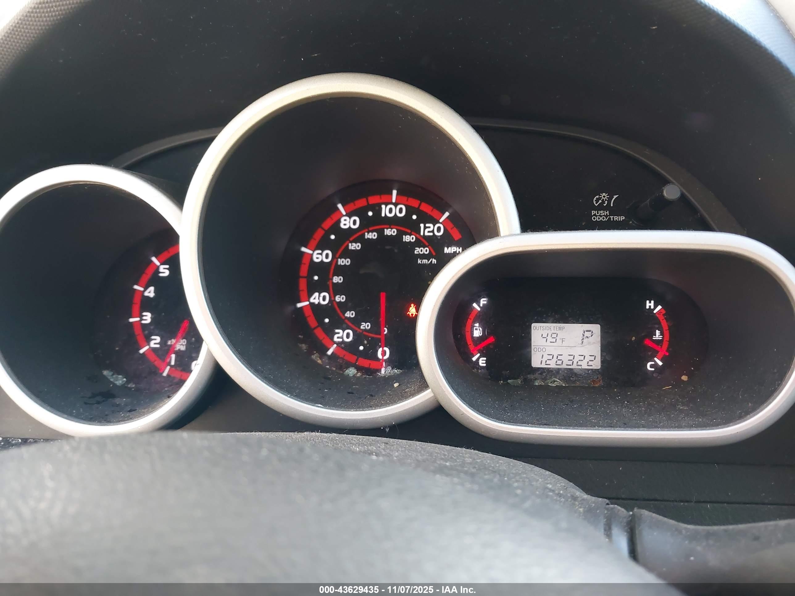 TOYOTA MATRIX image 7