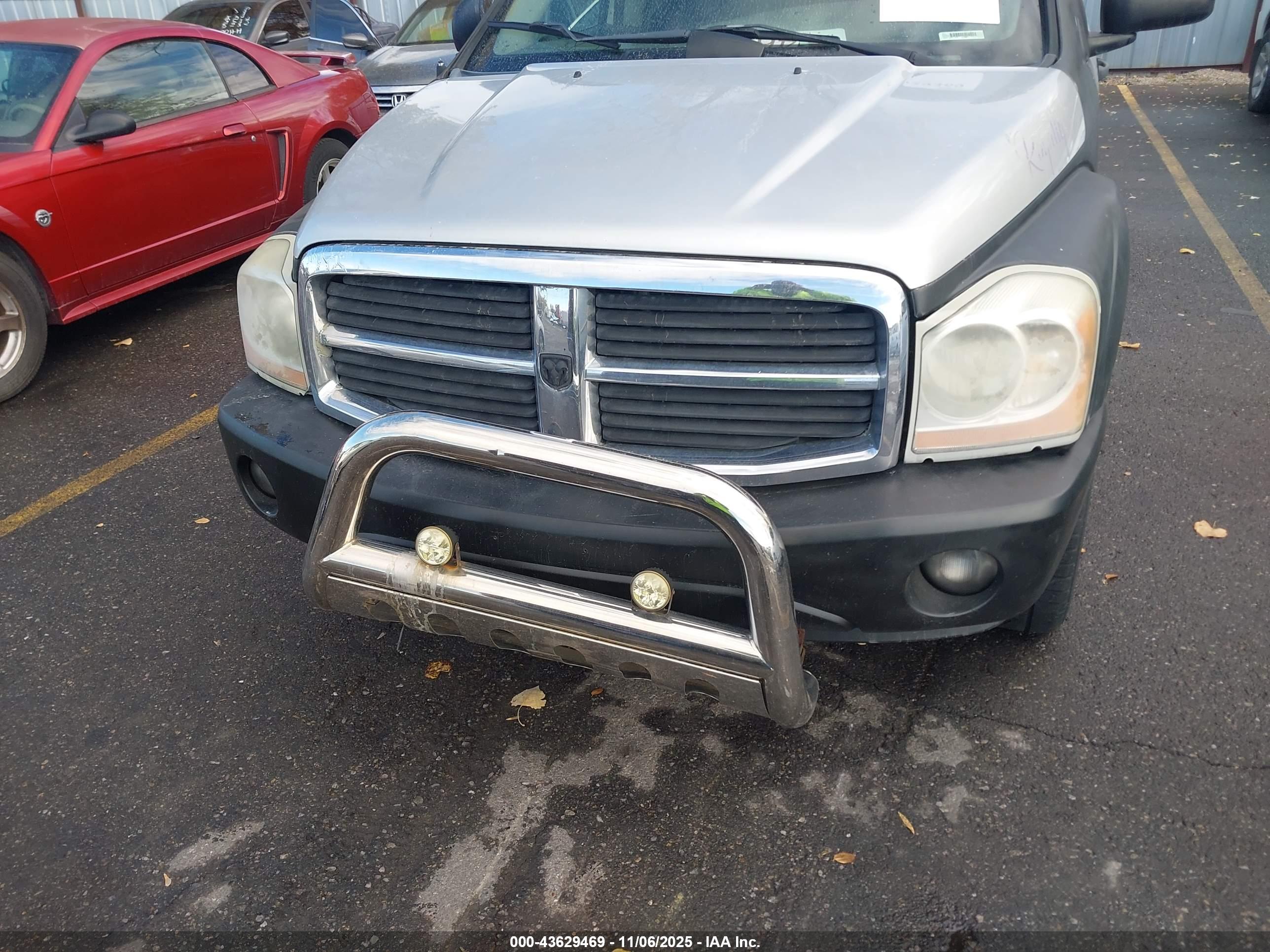 DODGE DURANGO image 6