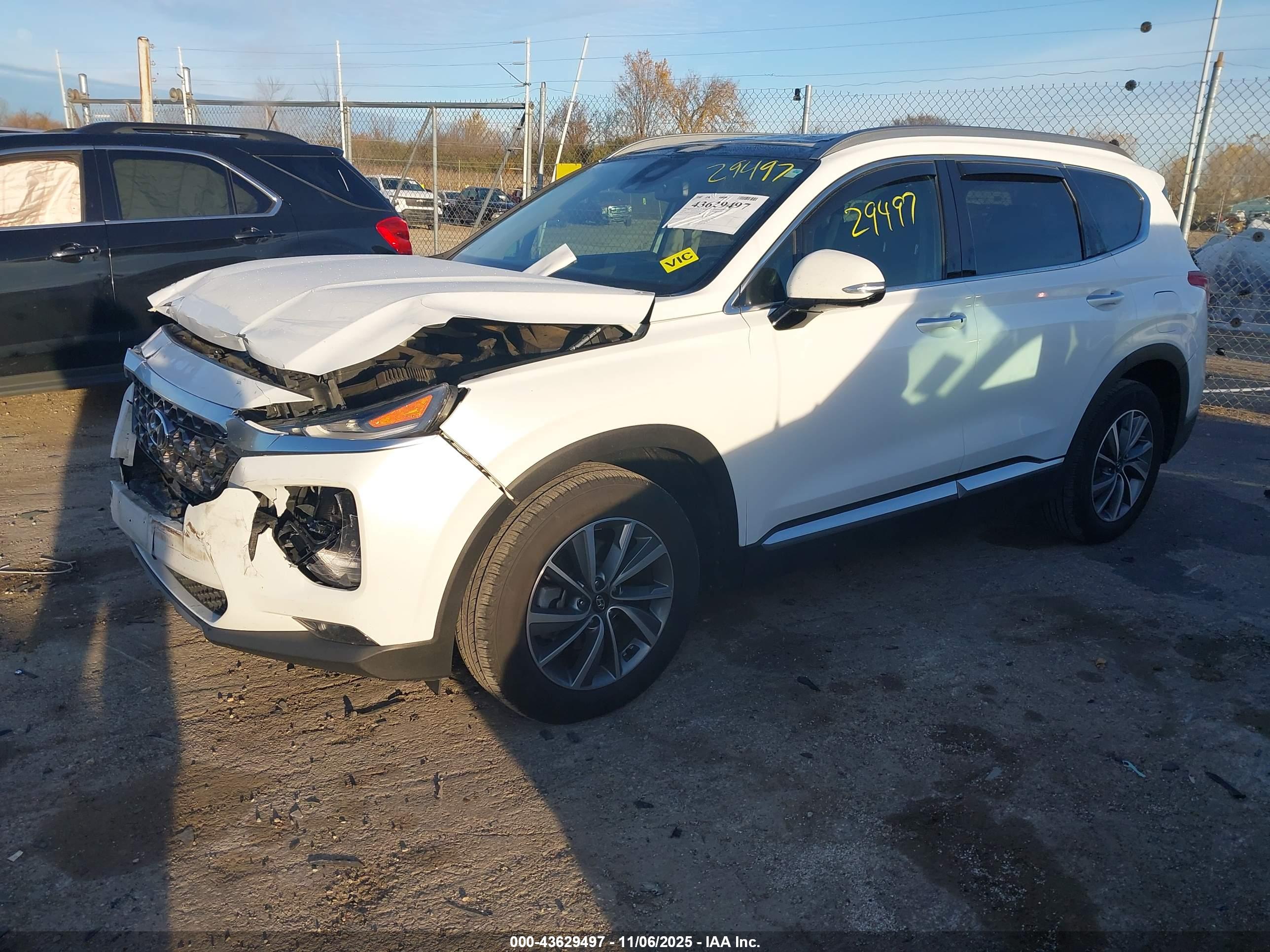 HYUNDAI SANTA image 2