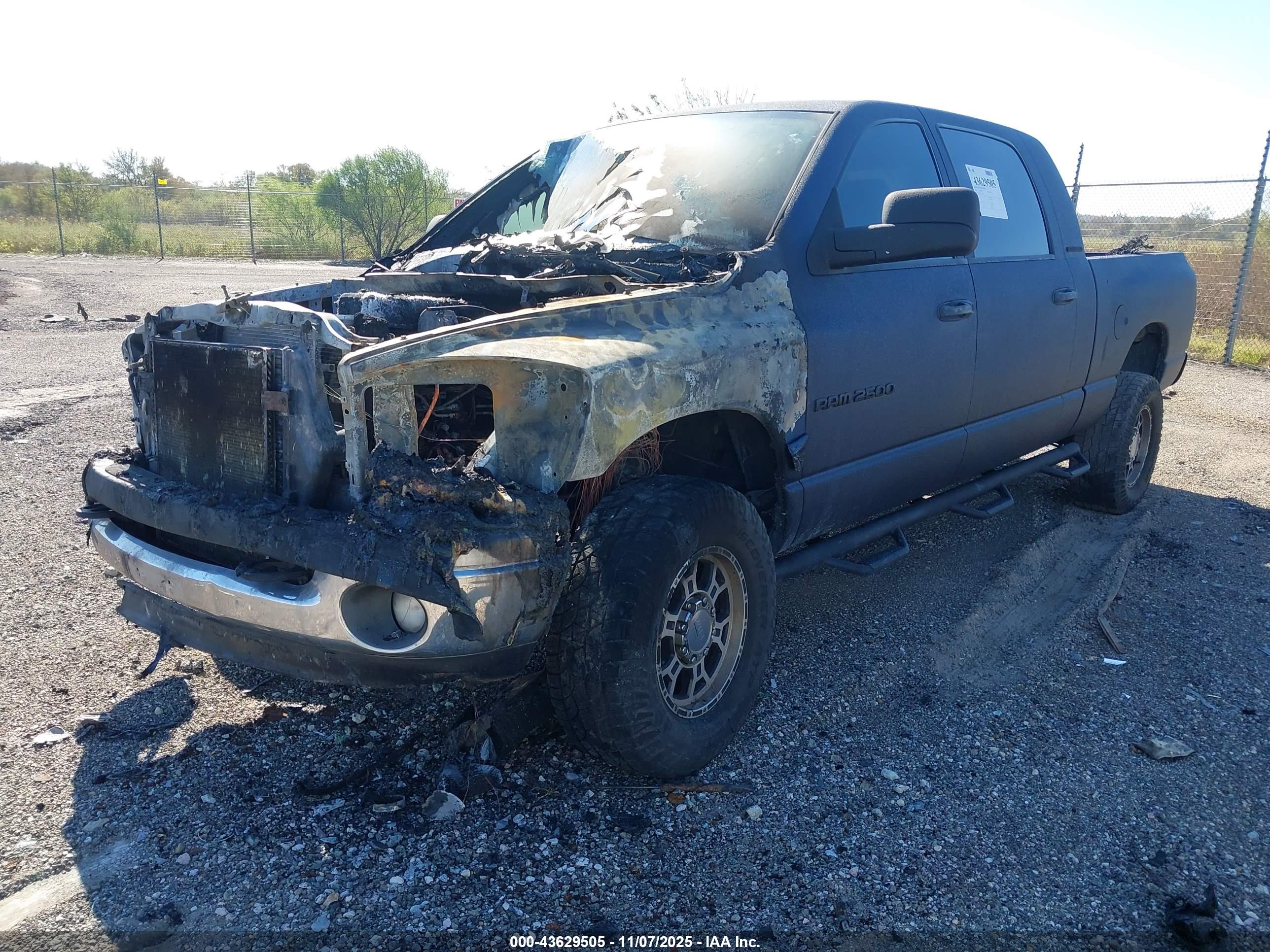 DODGE RAM image 2