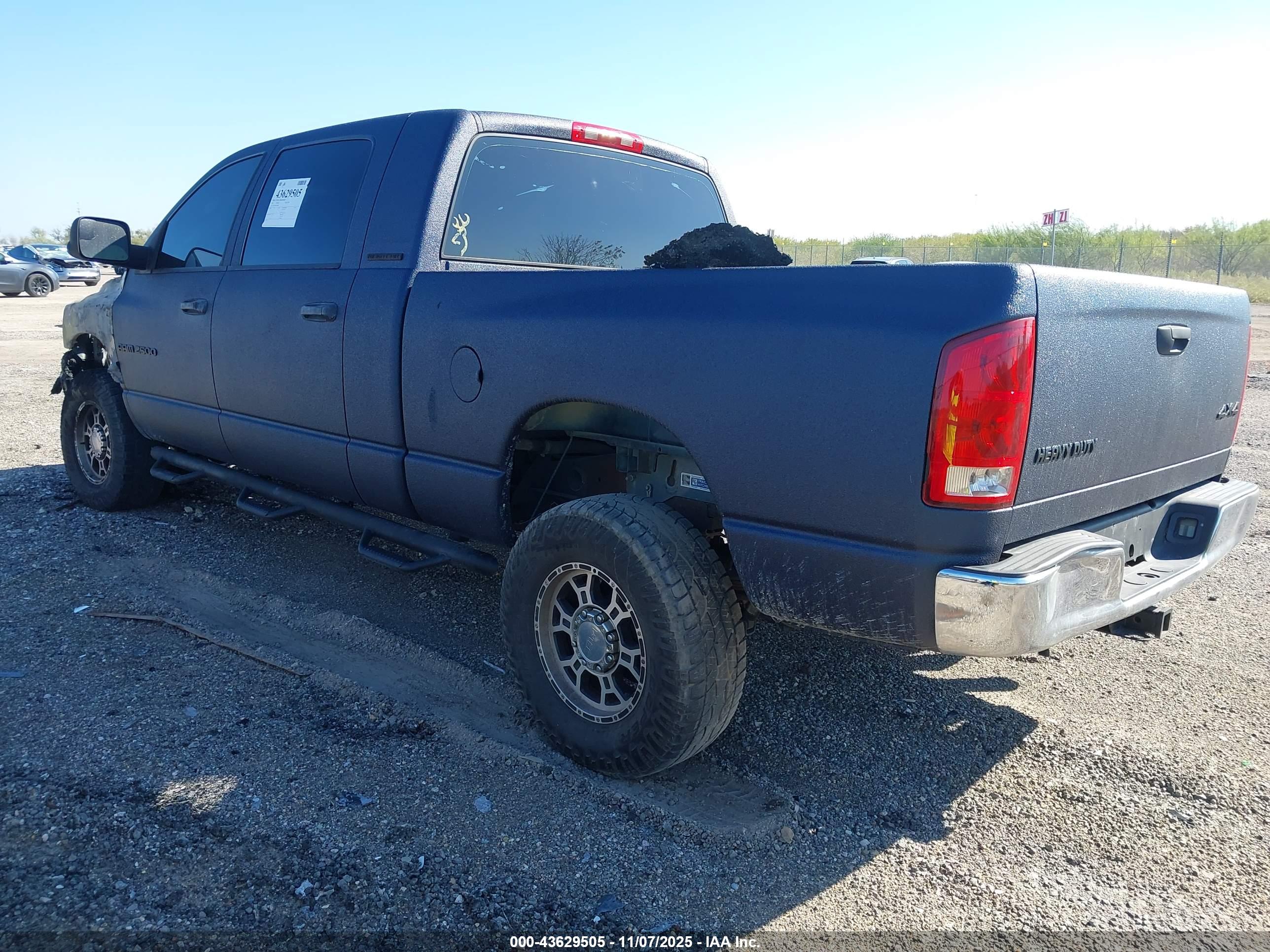 DODGE RAM image 3