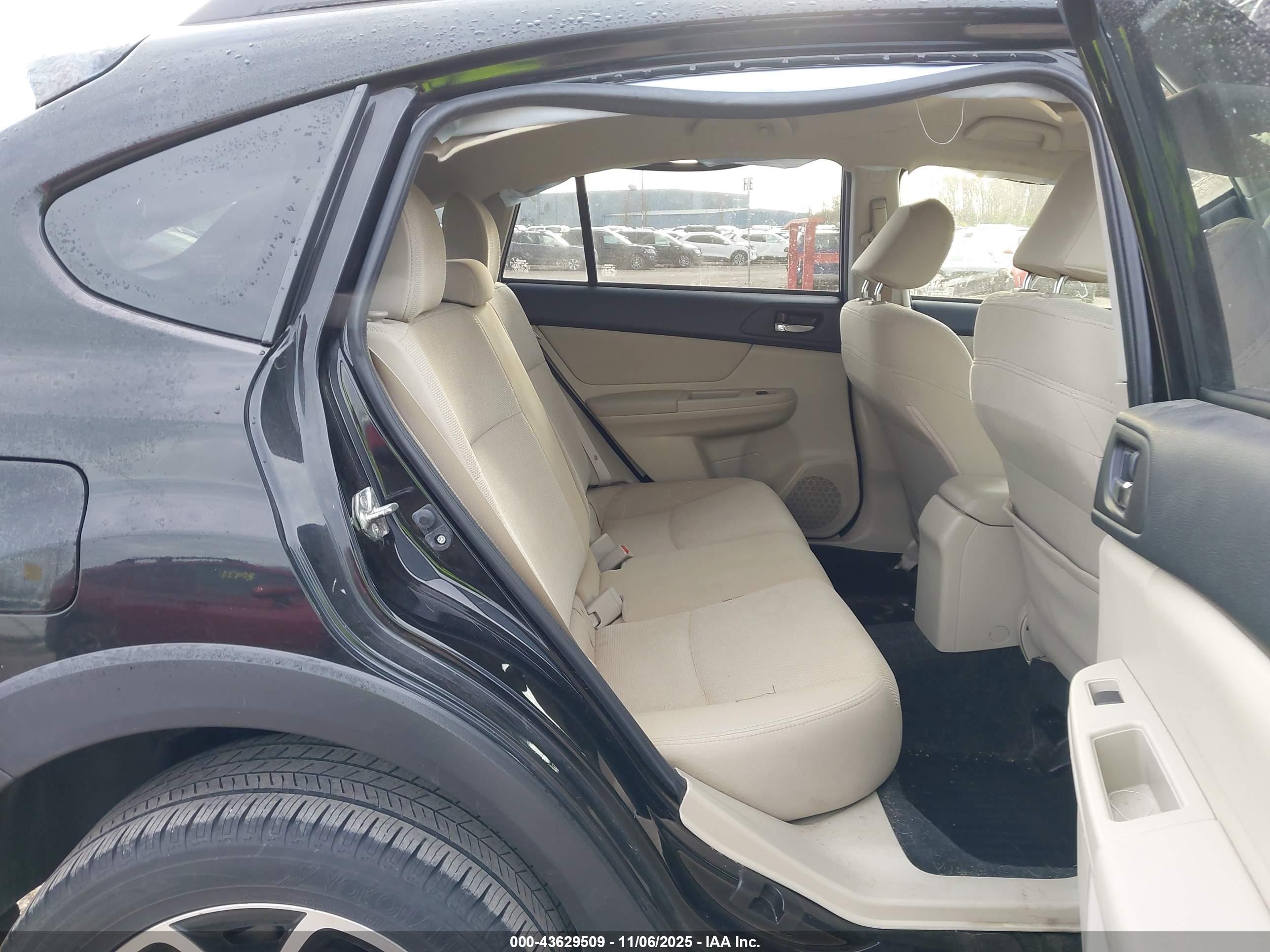 SUBARU XV image 8
