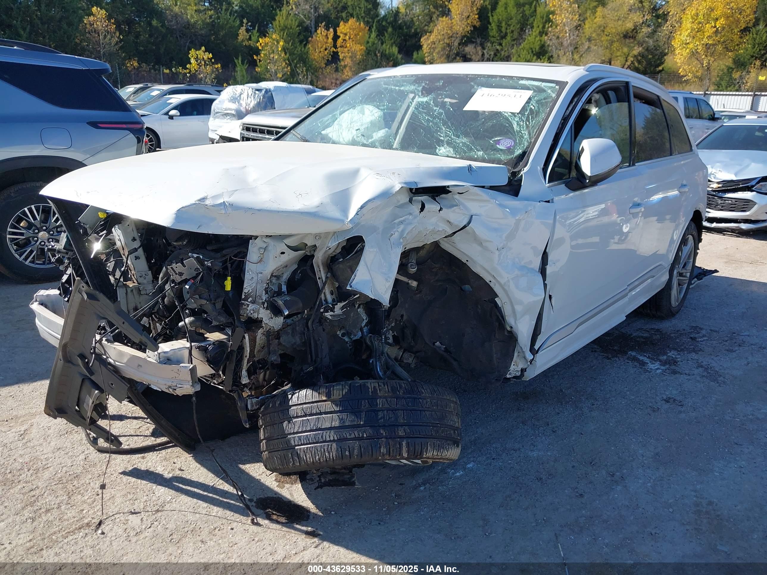 AUDI Q7 image 2