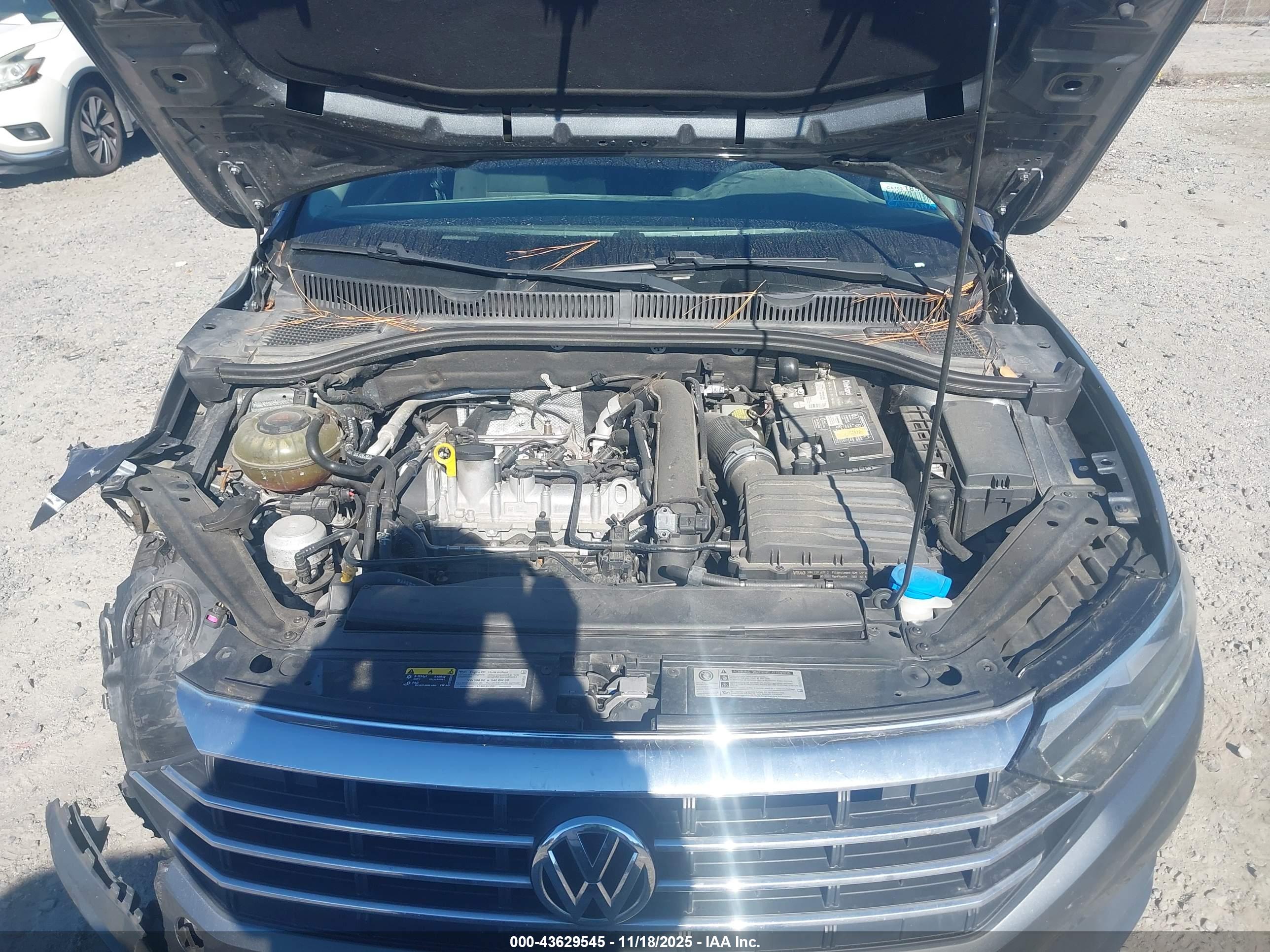 VOLKSWAGEN JETTA image 10