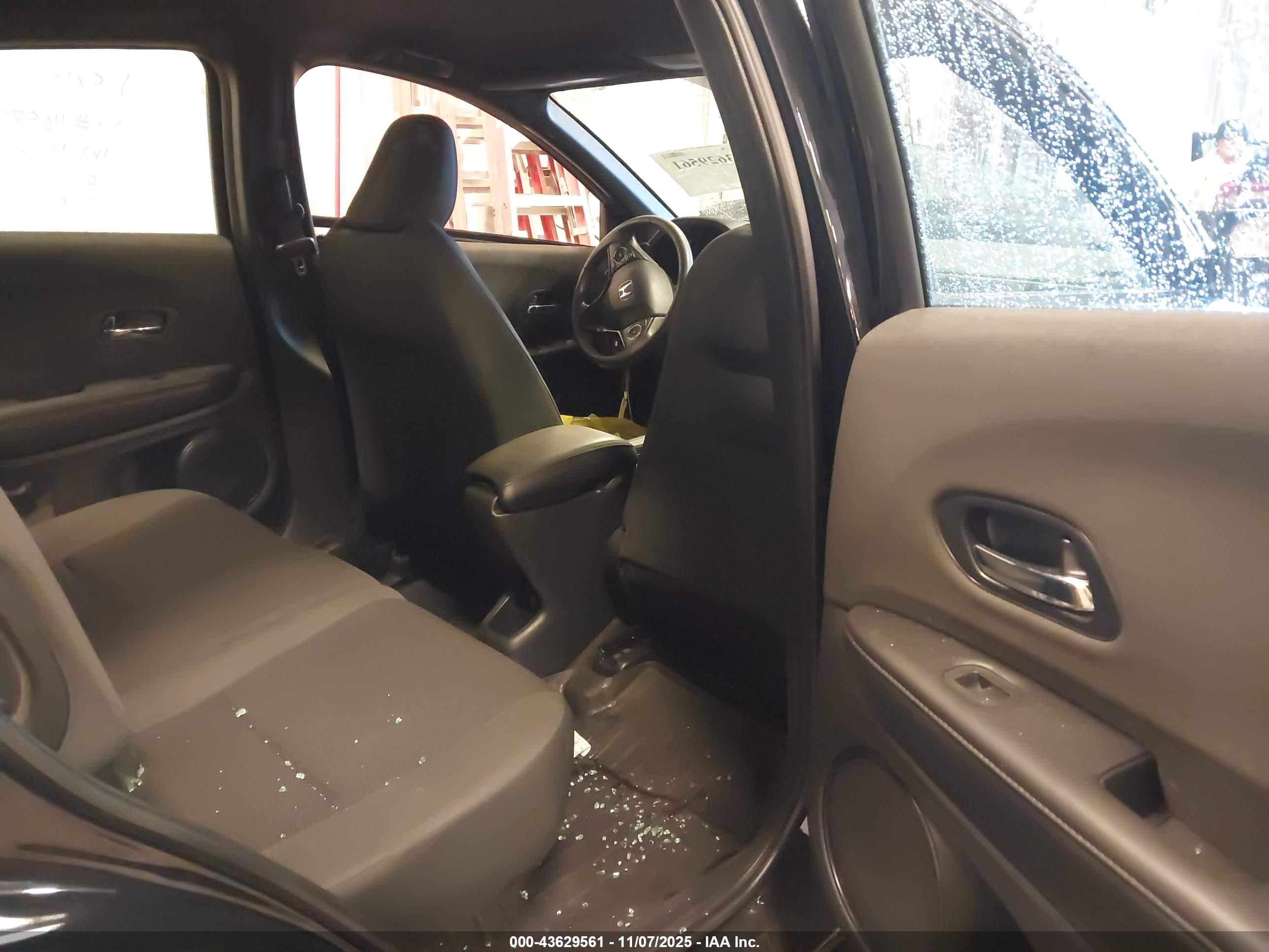 HONDA HR-V image 8