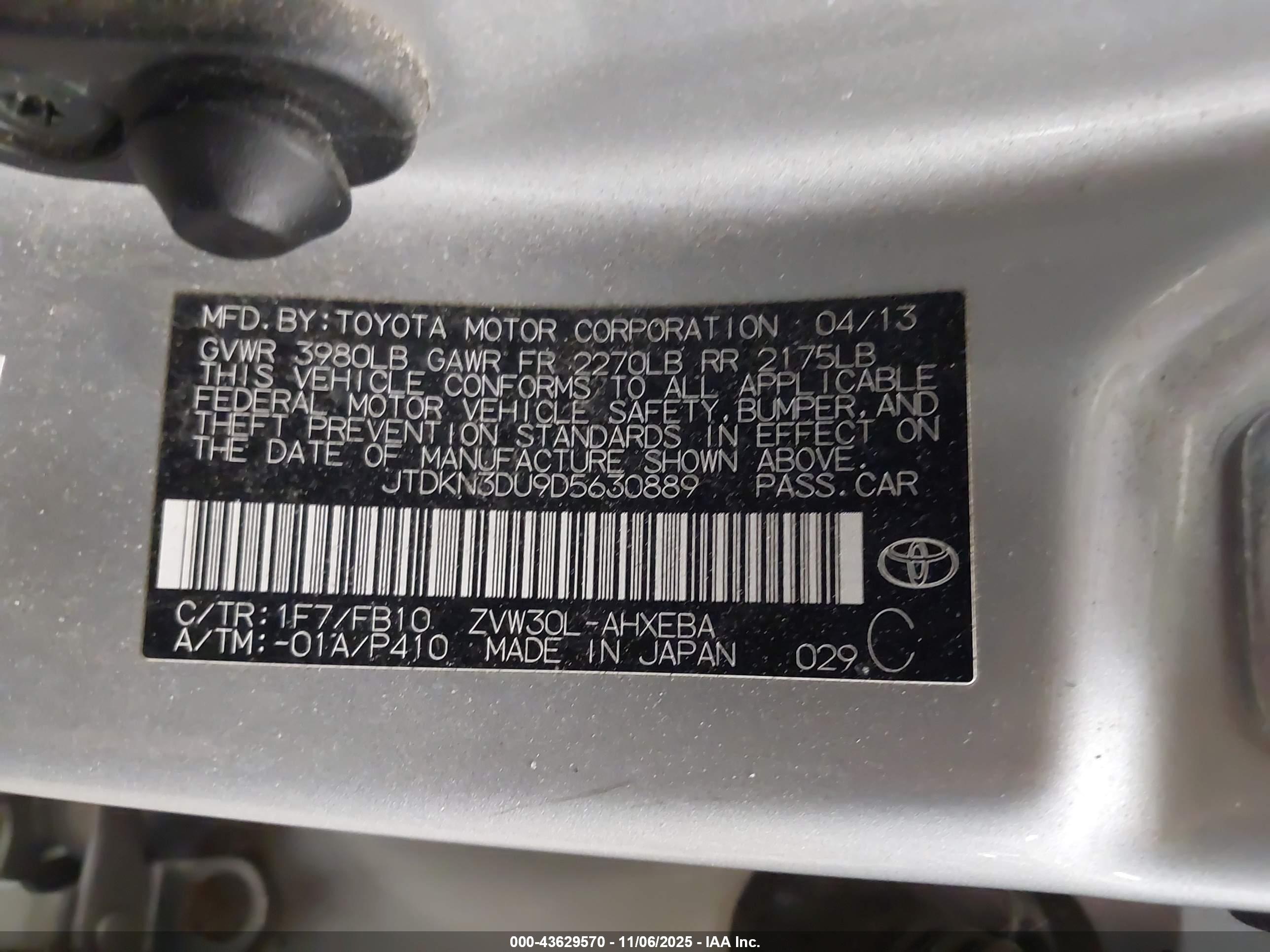 TOYOTA PRIUS image 9