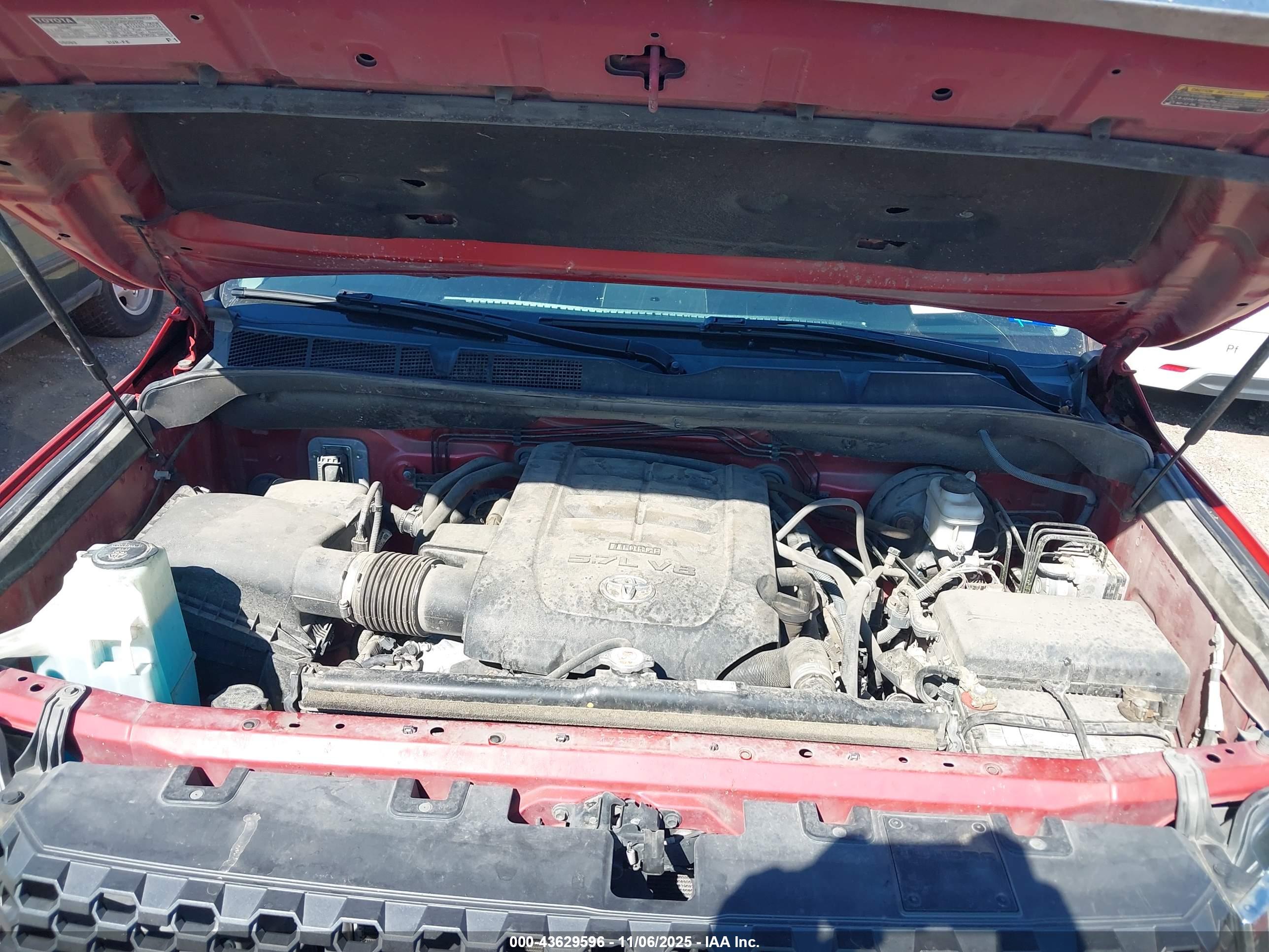 TOYOTA TUNDRA image 10