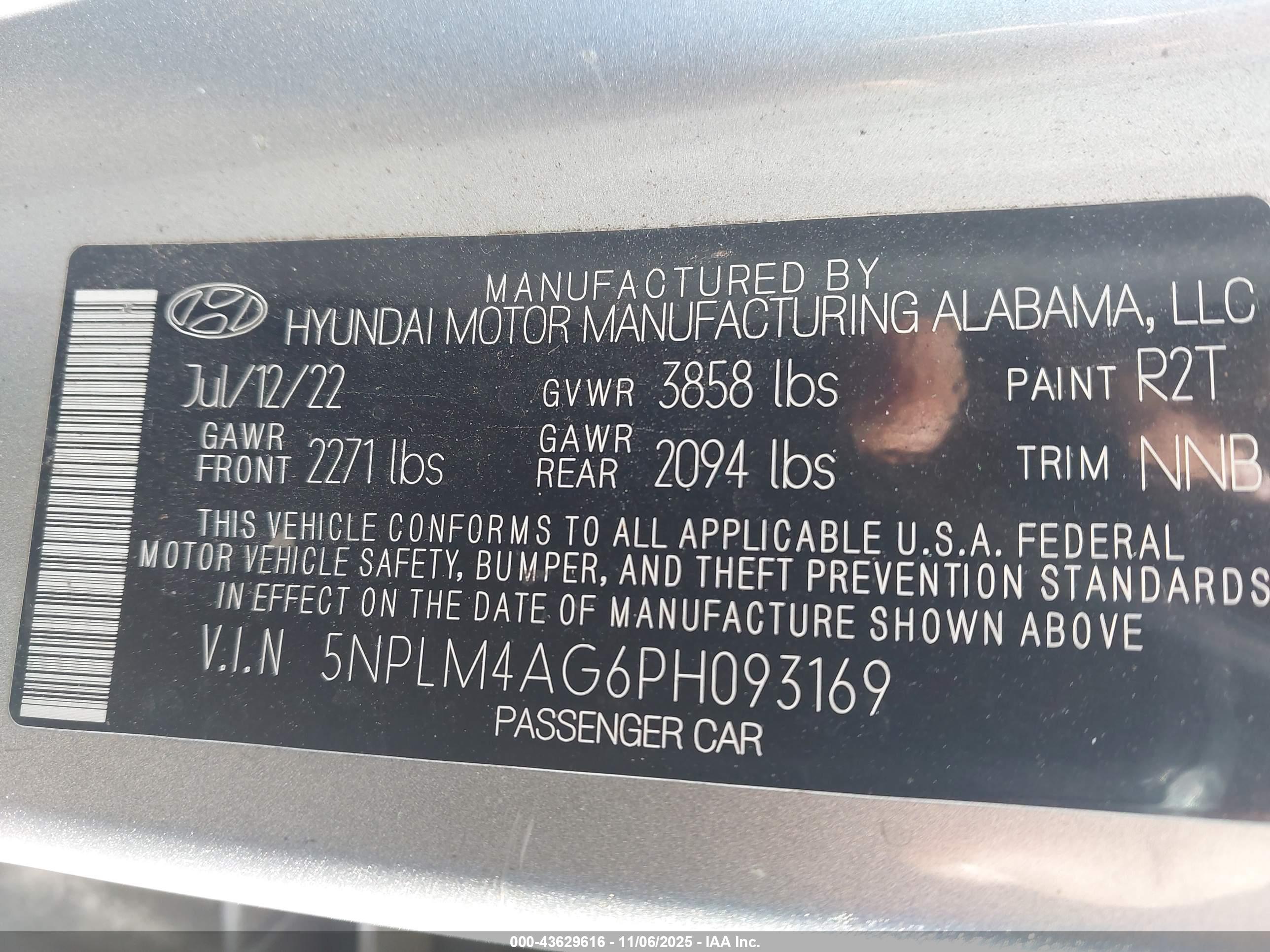 HYUNDAI ELANTRA image 9