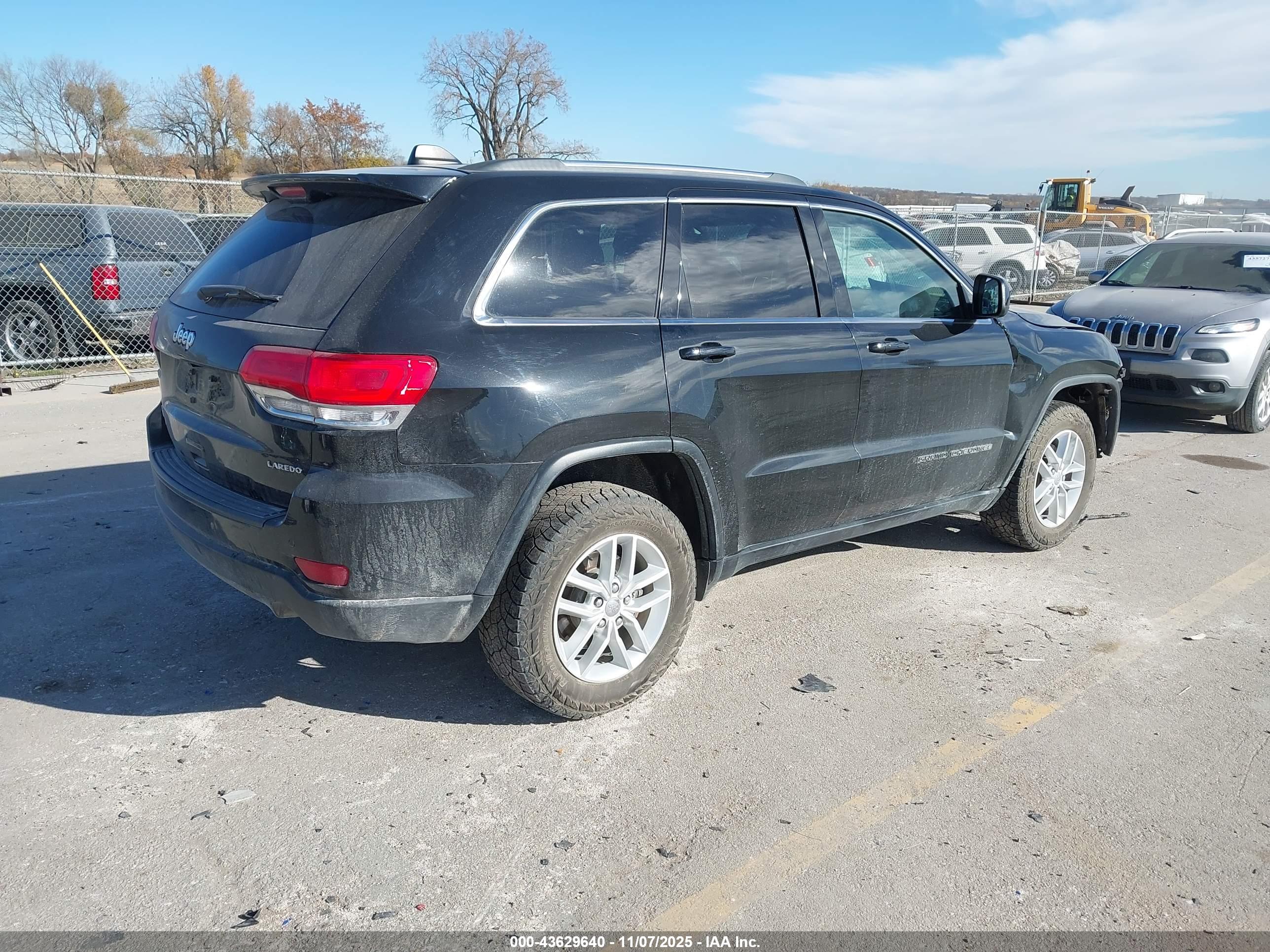 JEEP GRAND image 4