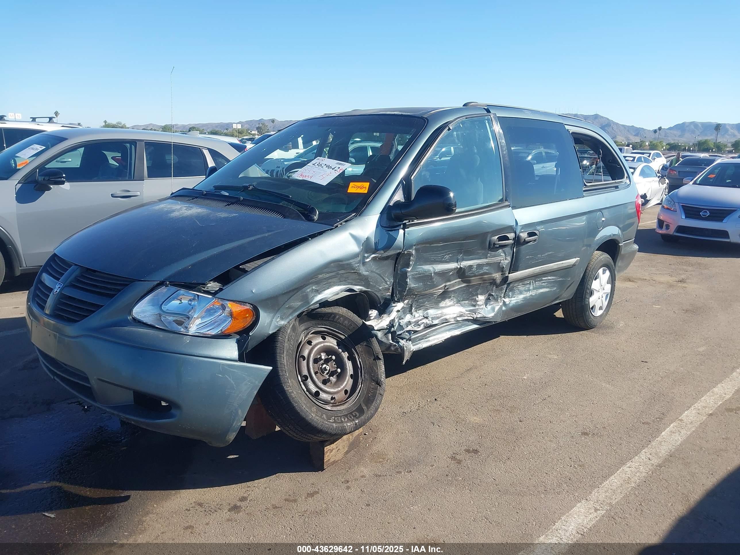 DODGE GRAND image 6