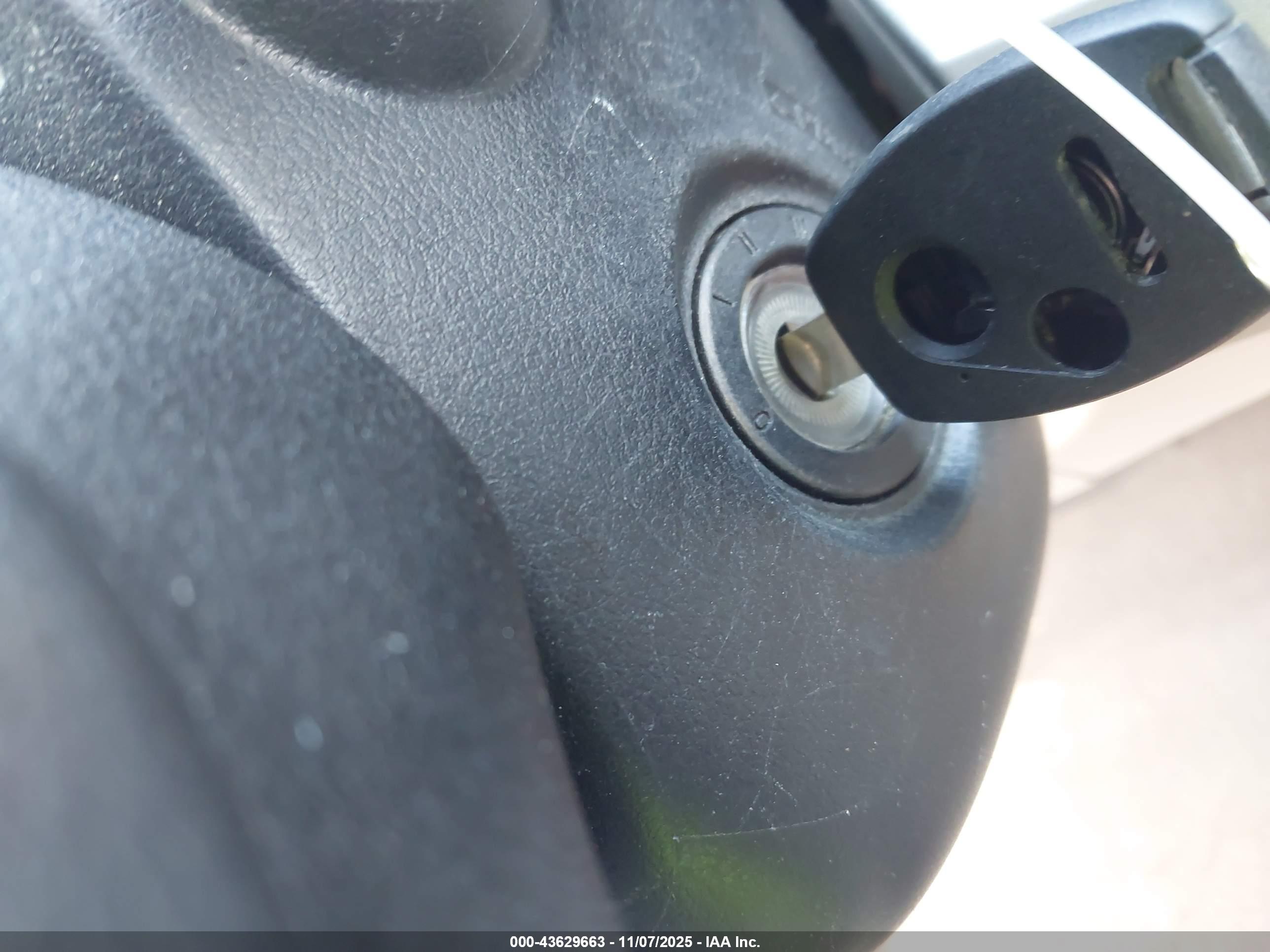HONDA CR-V image 11