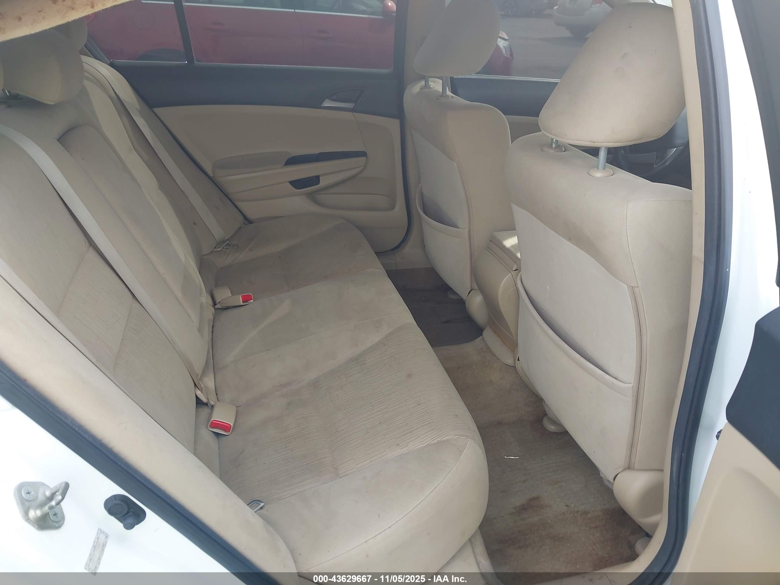 HONDA ACCORD image 8