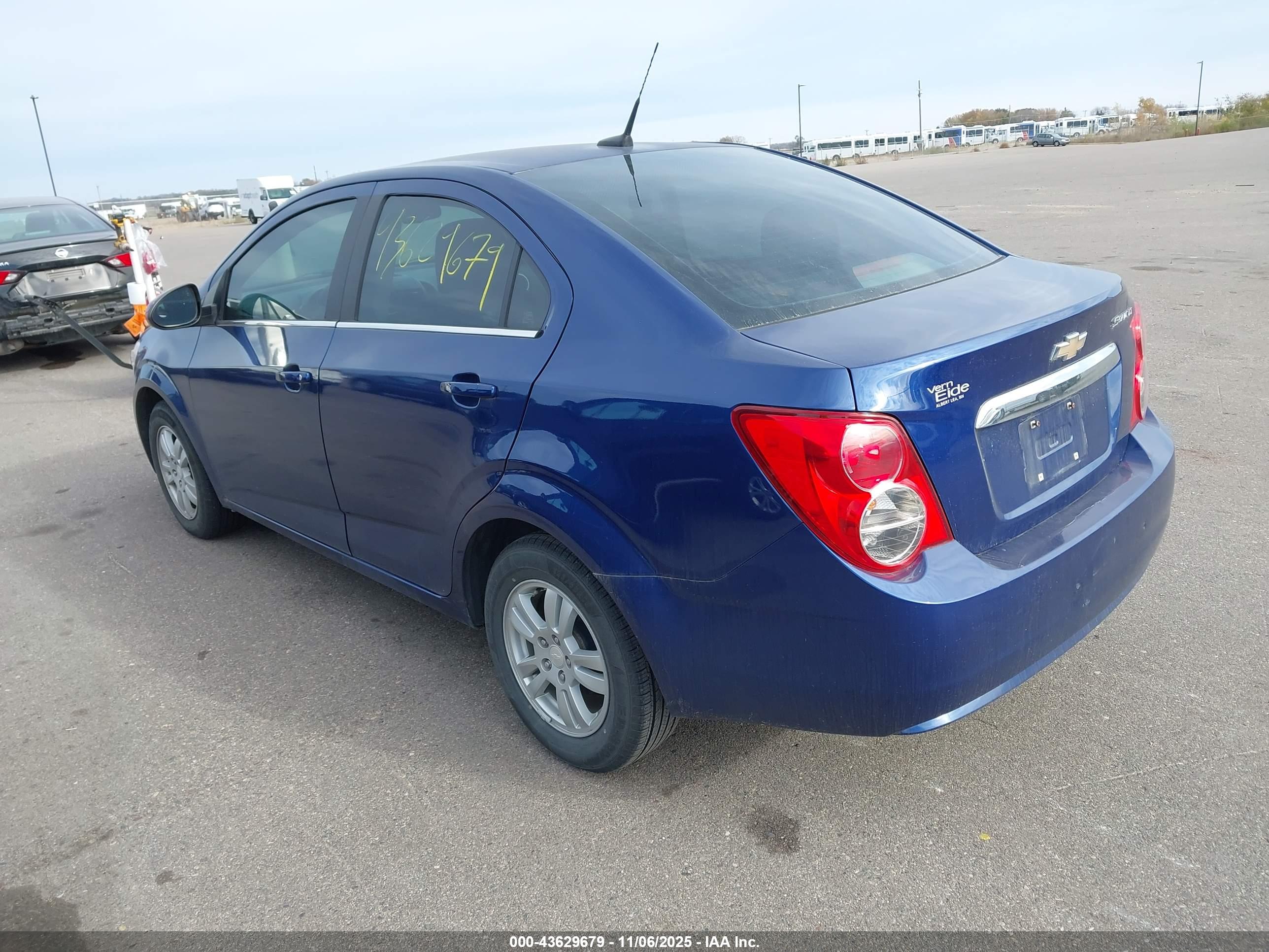 CHEVROLET SONIC image 3