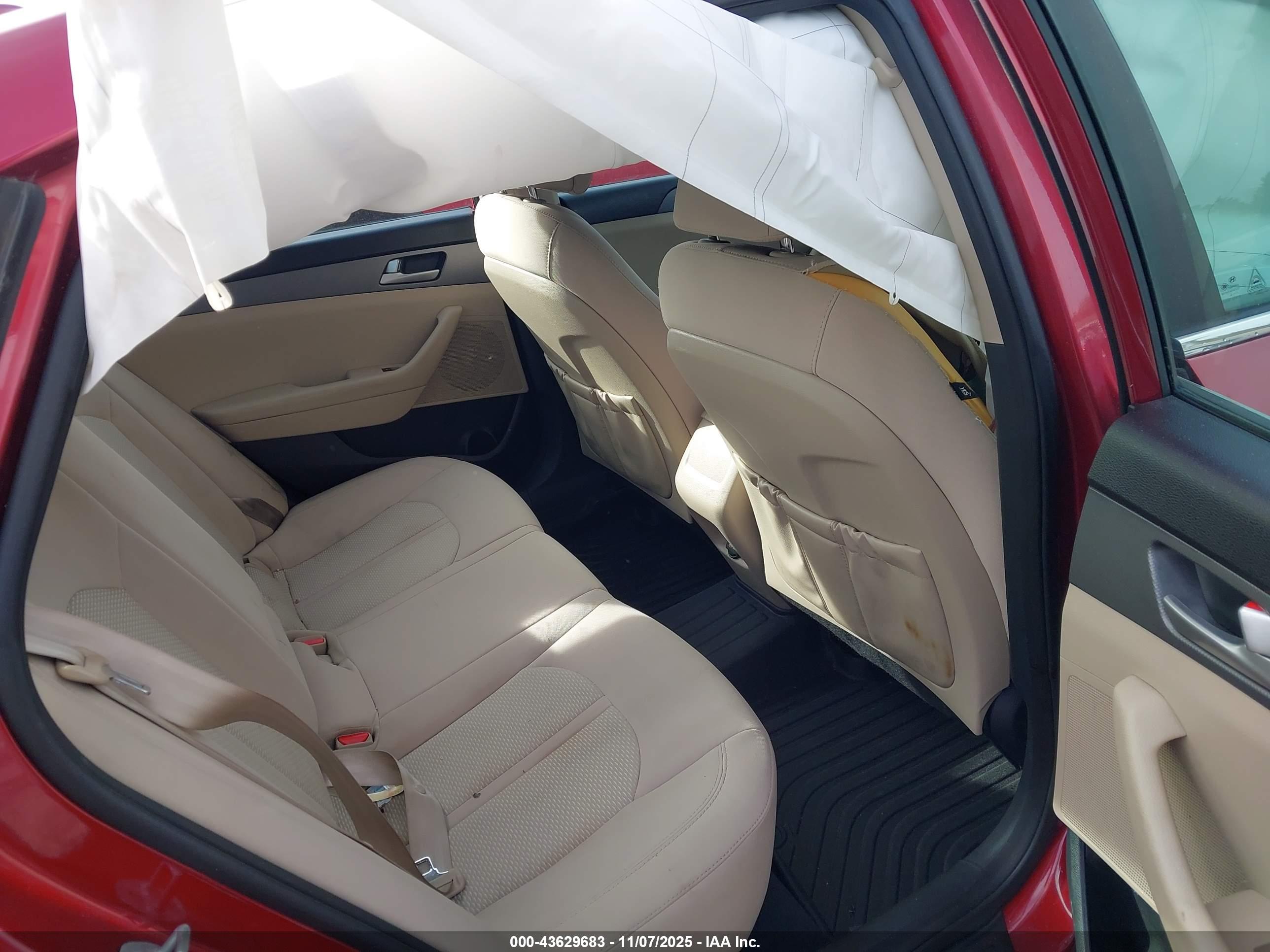 HYUNDAI SONATA image 8