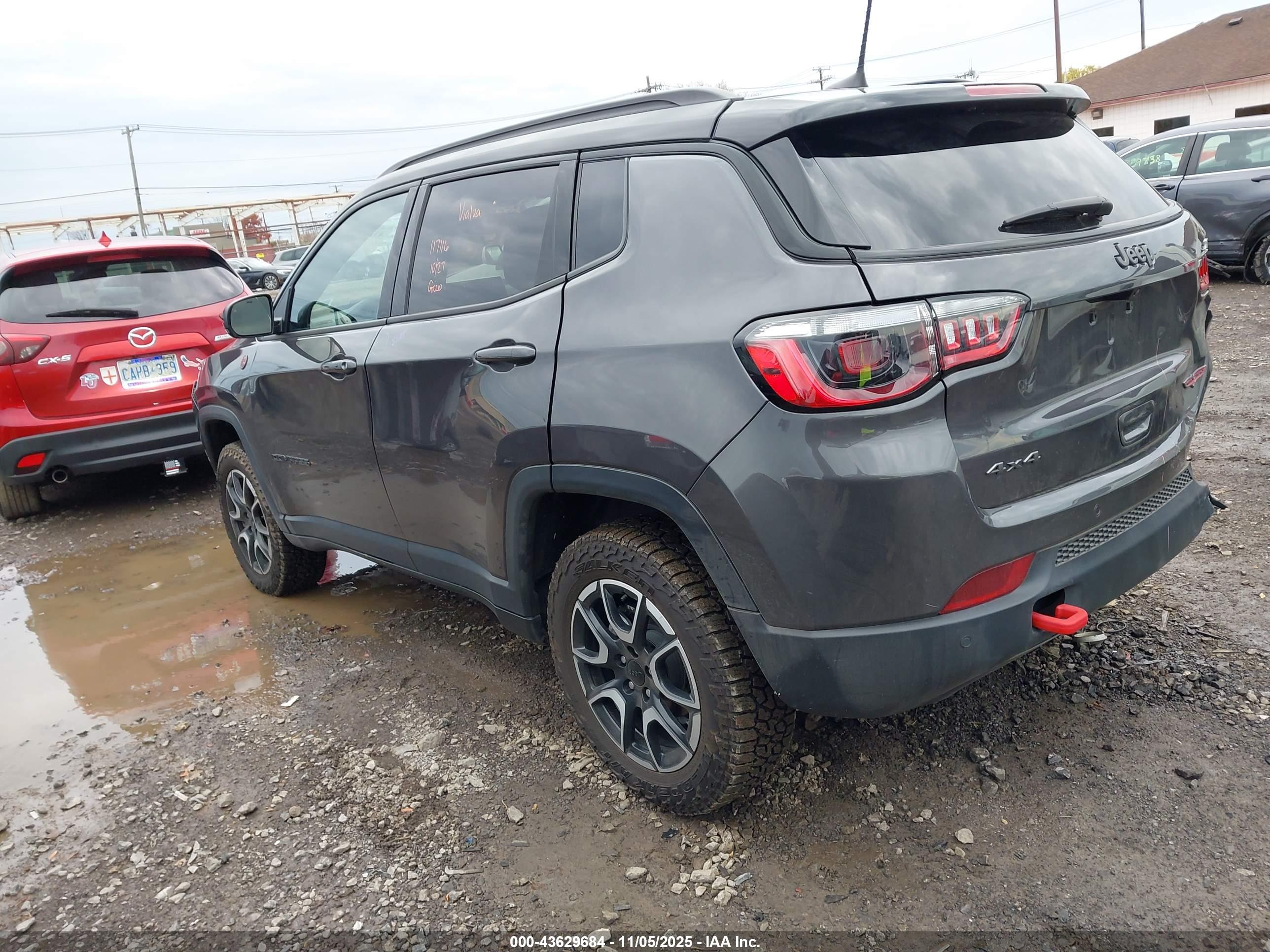 JEEP COMPASS image 3