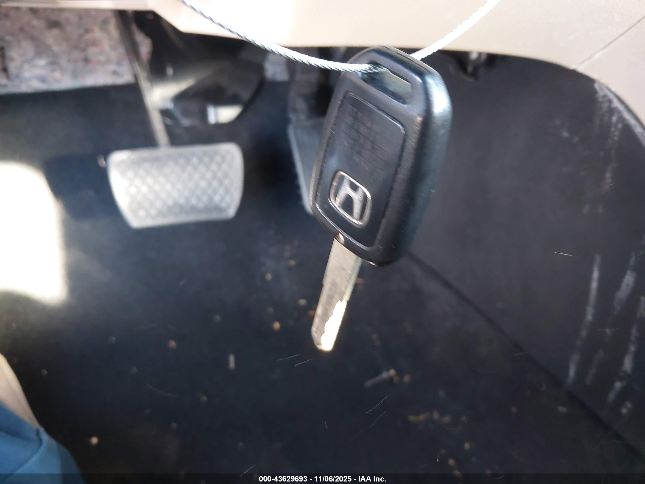 HONDA ACCORD image 11