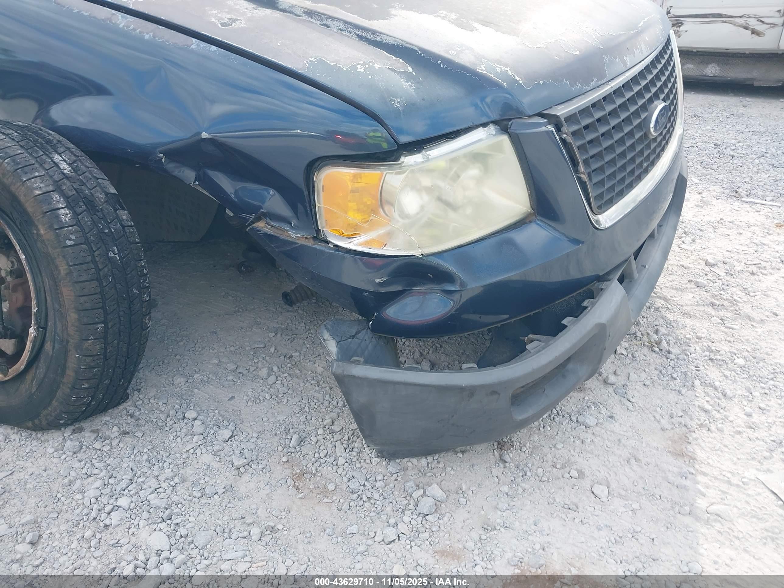 FORD EXPEDITION image 6
