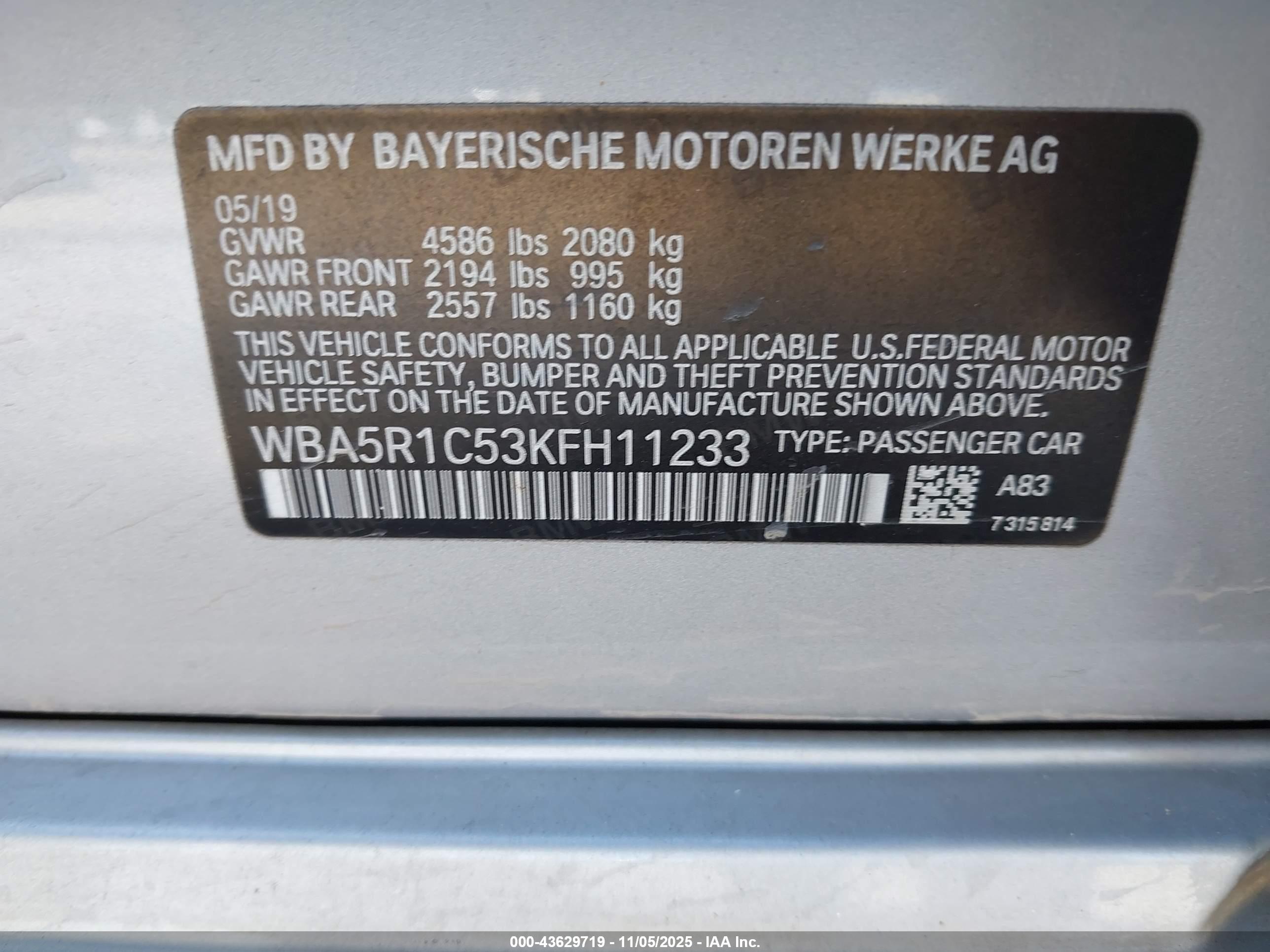 BMW 330I image 9