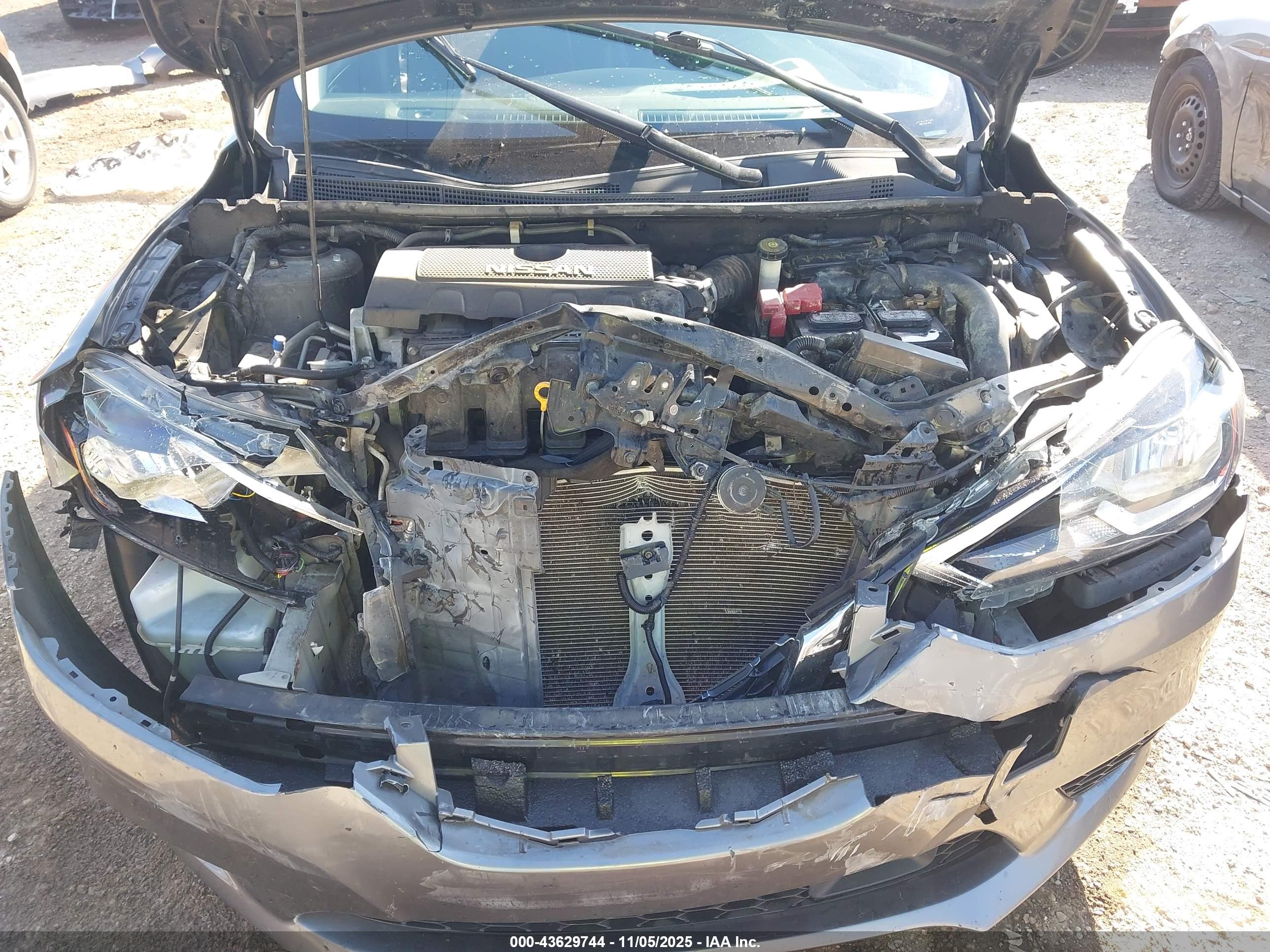 NISSAN SENTRA image 10