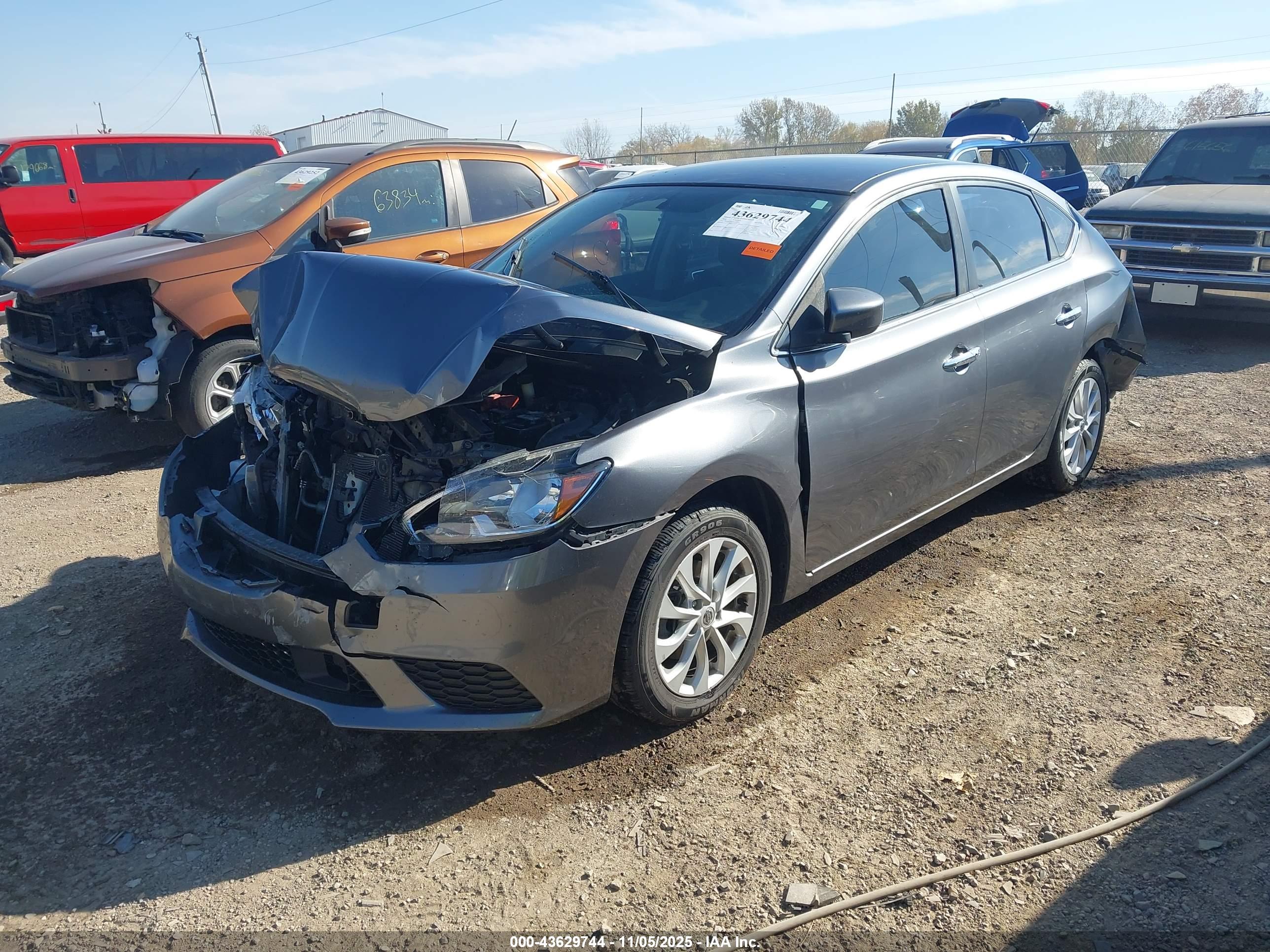 NISSAN SENTRA image 2