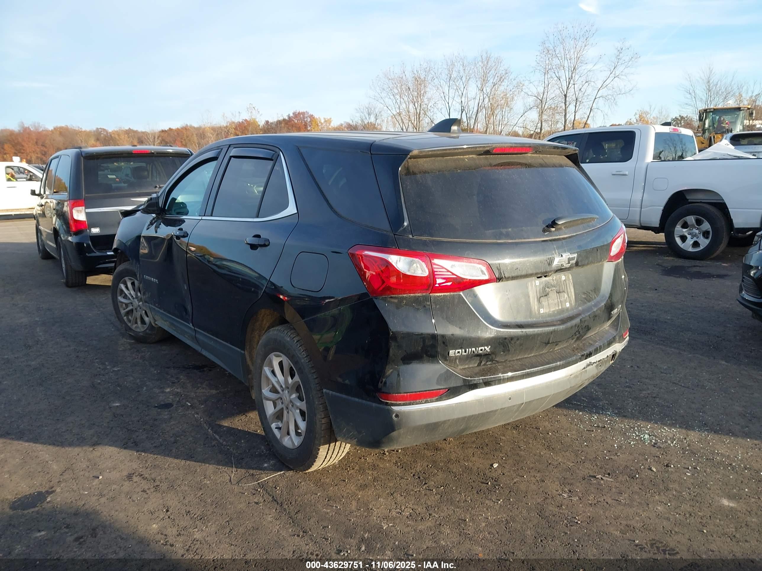 CHEVROLET EQUINOX image 3