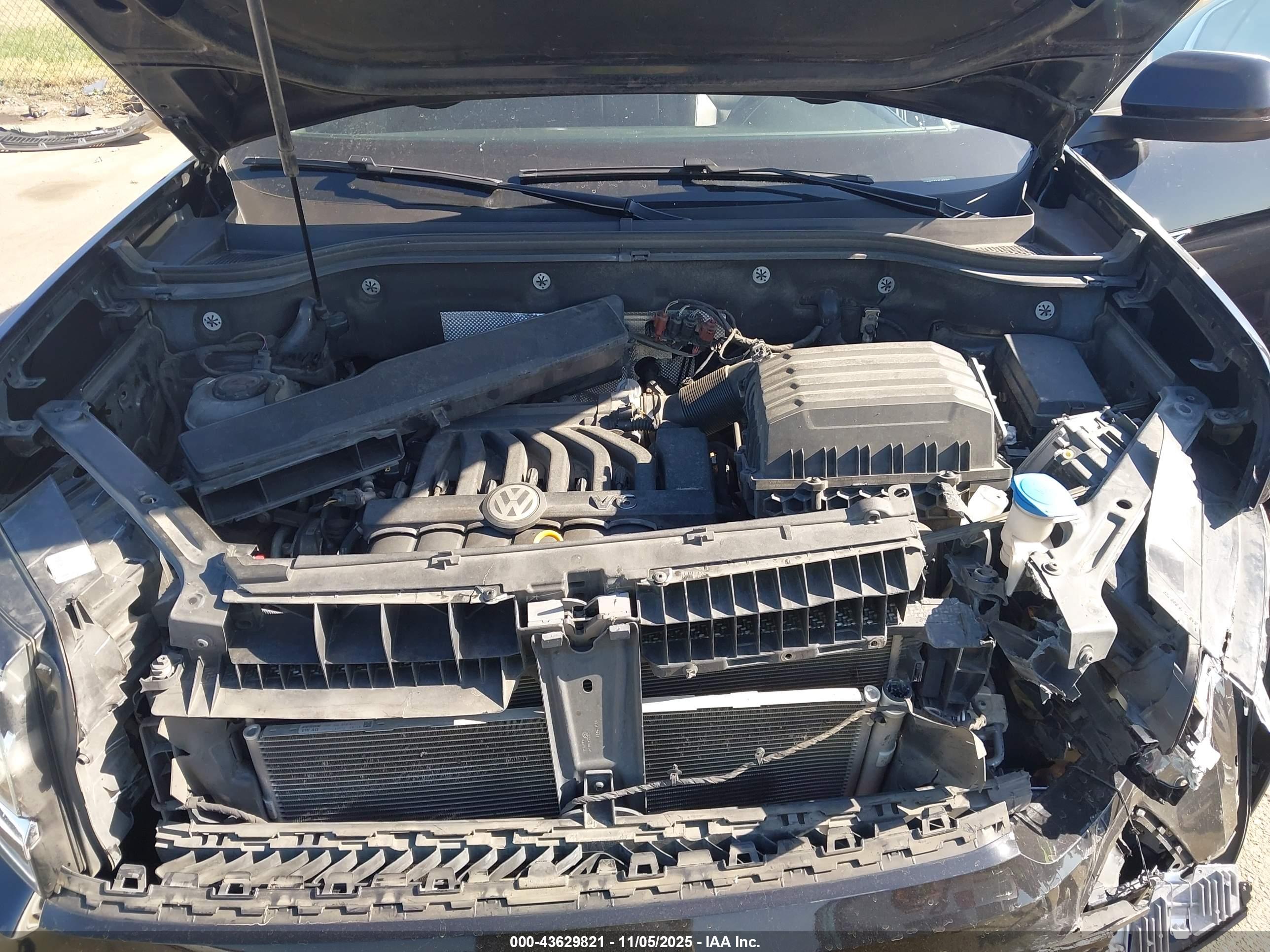 VOLKSWAGEN ATLAS image 10