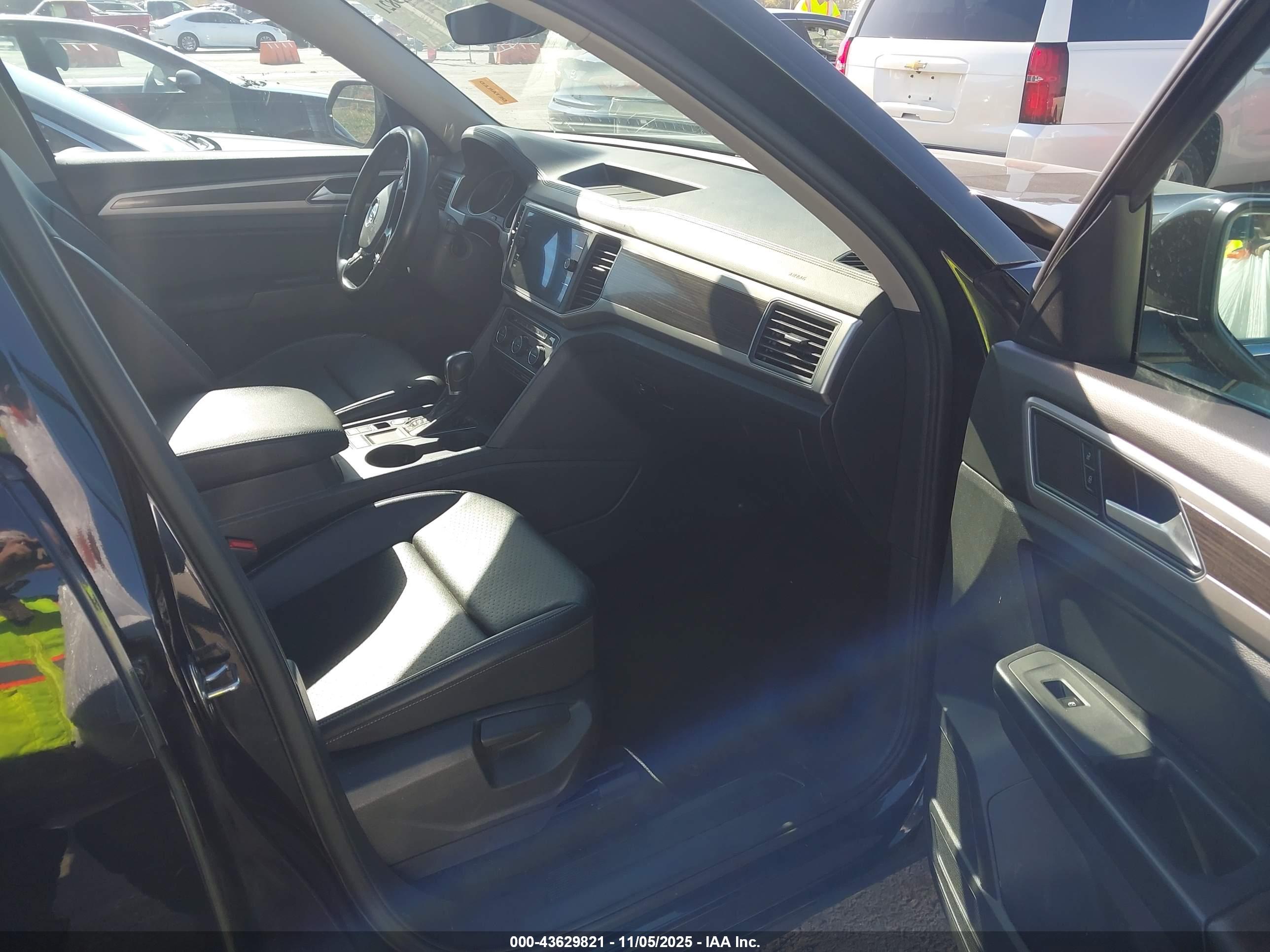 VOLKSWAGEN ATLAS image 5