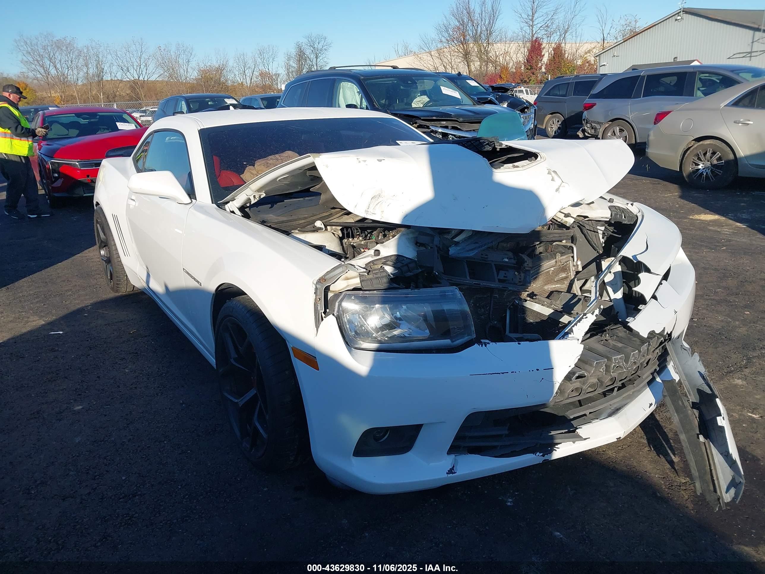 CHEVROLET CAMARO image 6
