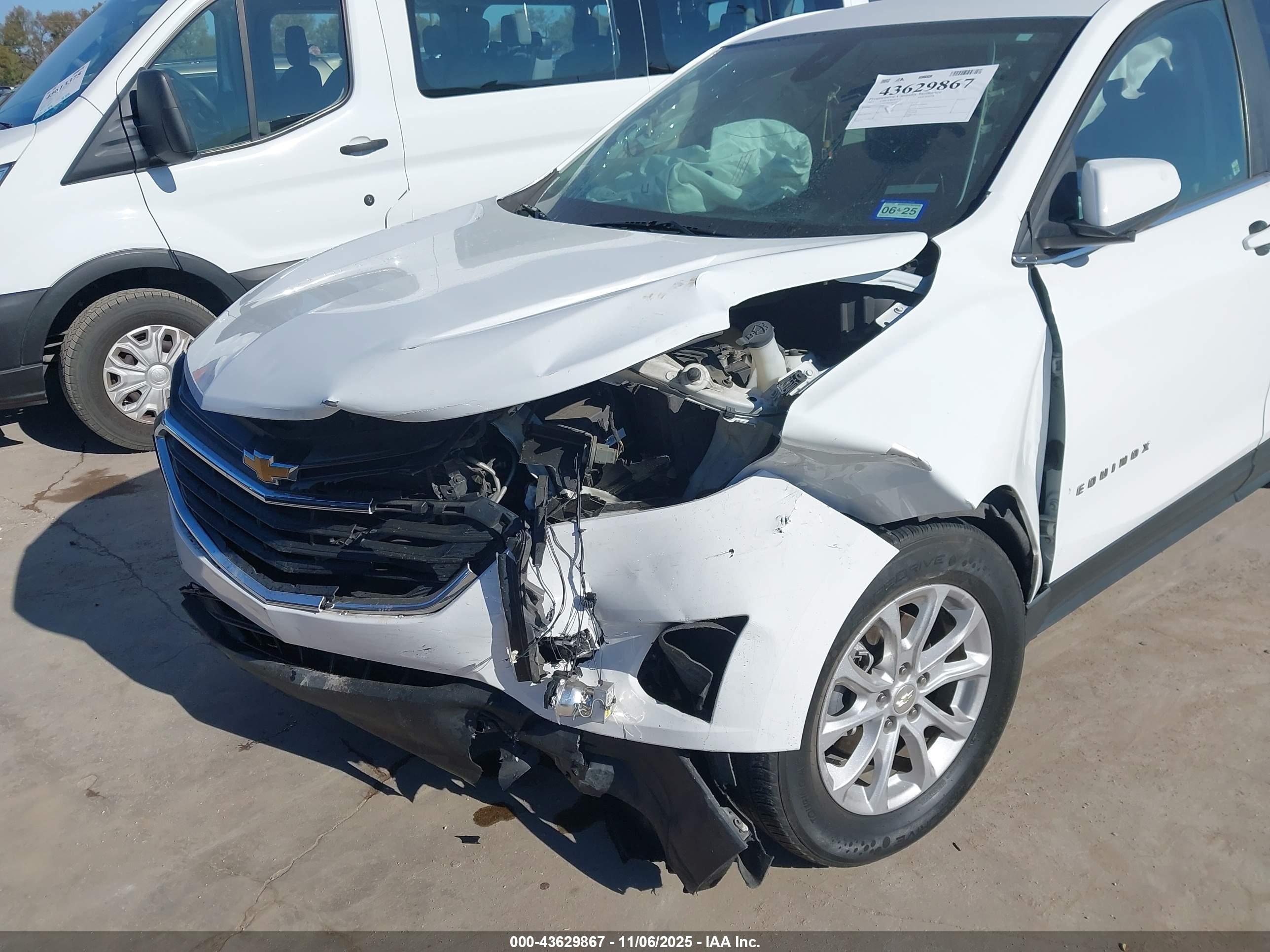 CHEVROLET EQUINOX image 6