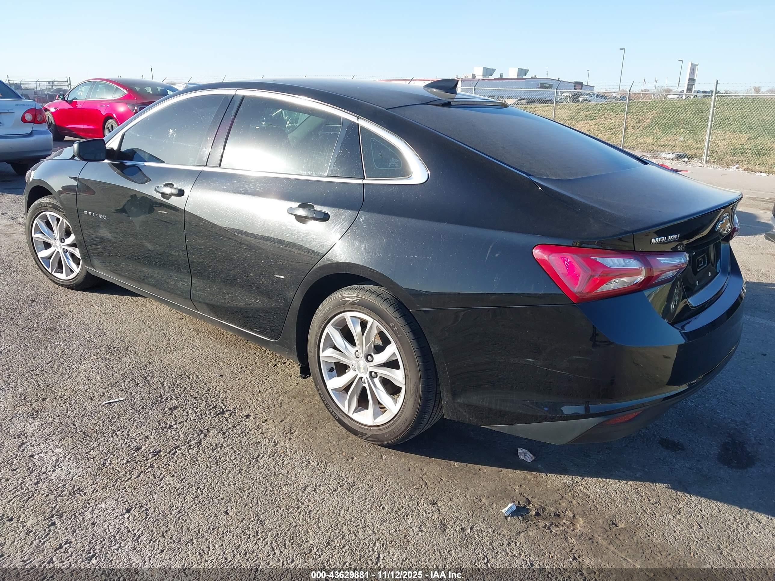 CHEVROLET MALIBU image 3