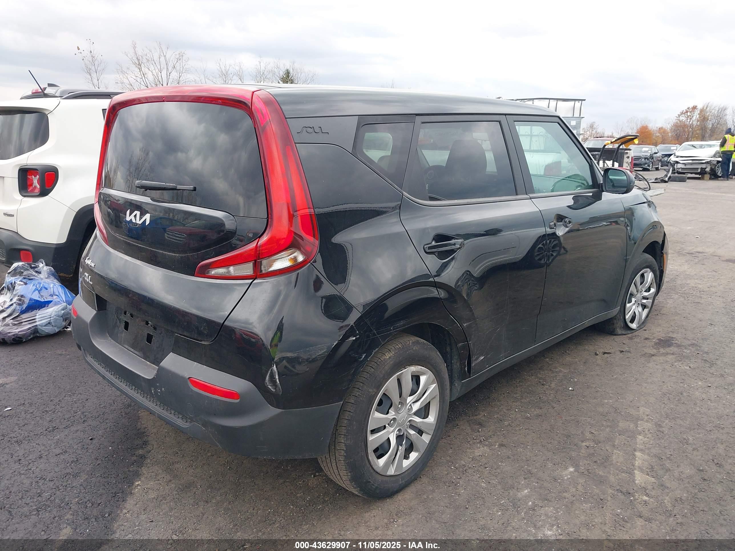 KIA SOUL image 4