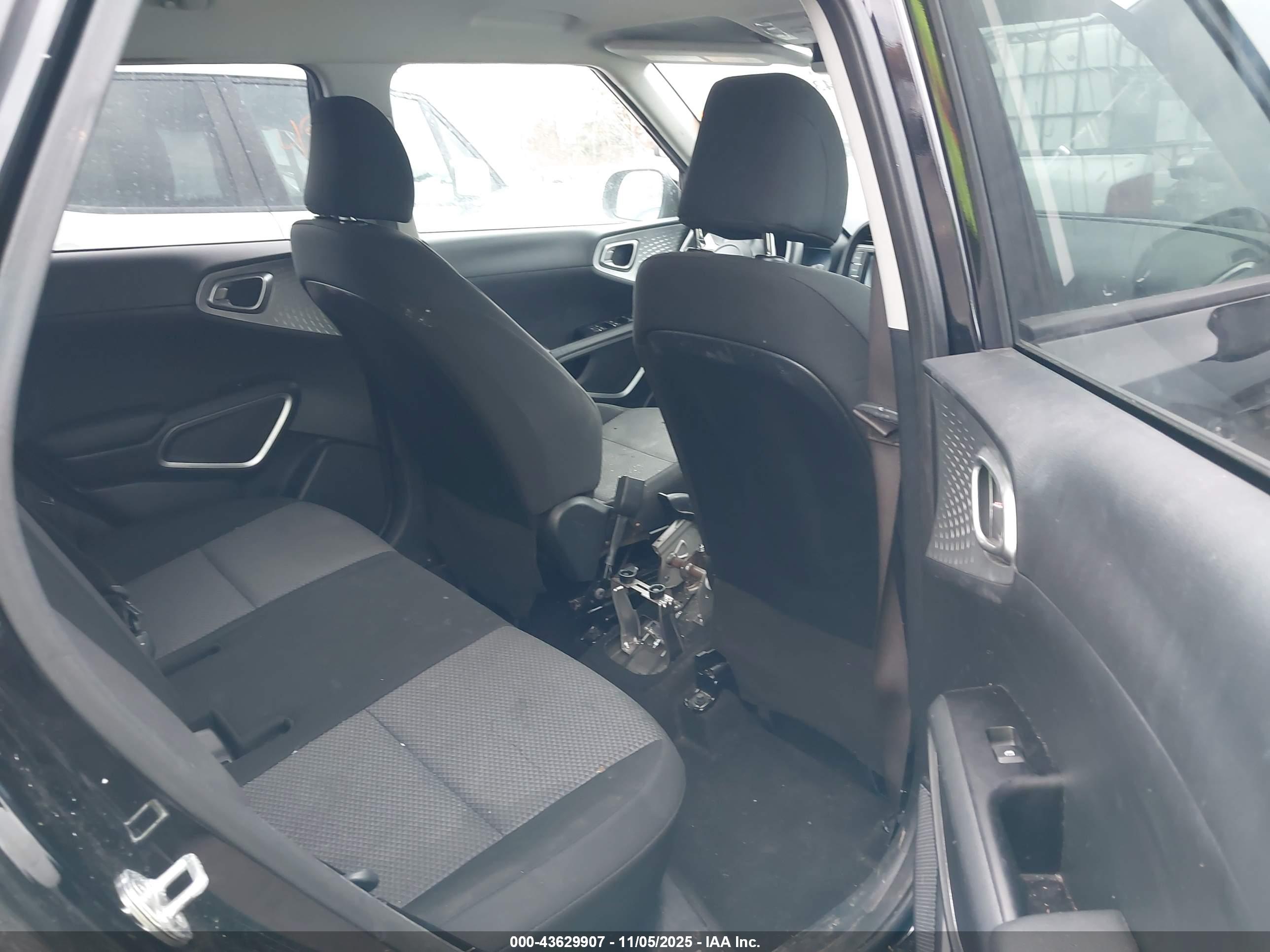 KIA SOUL image 8
