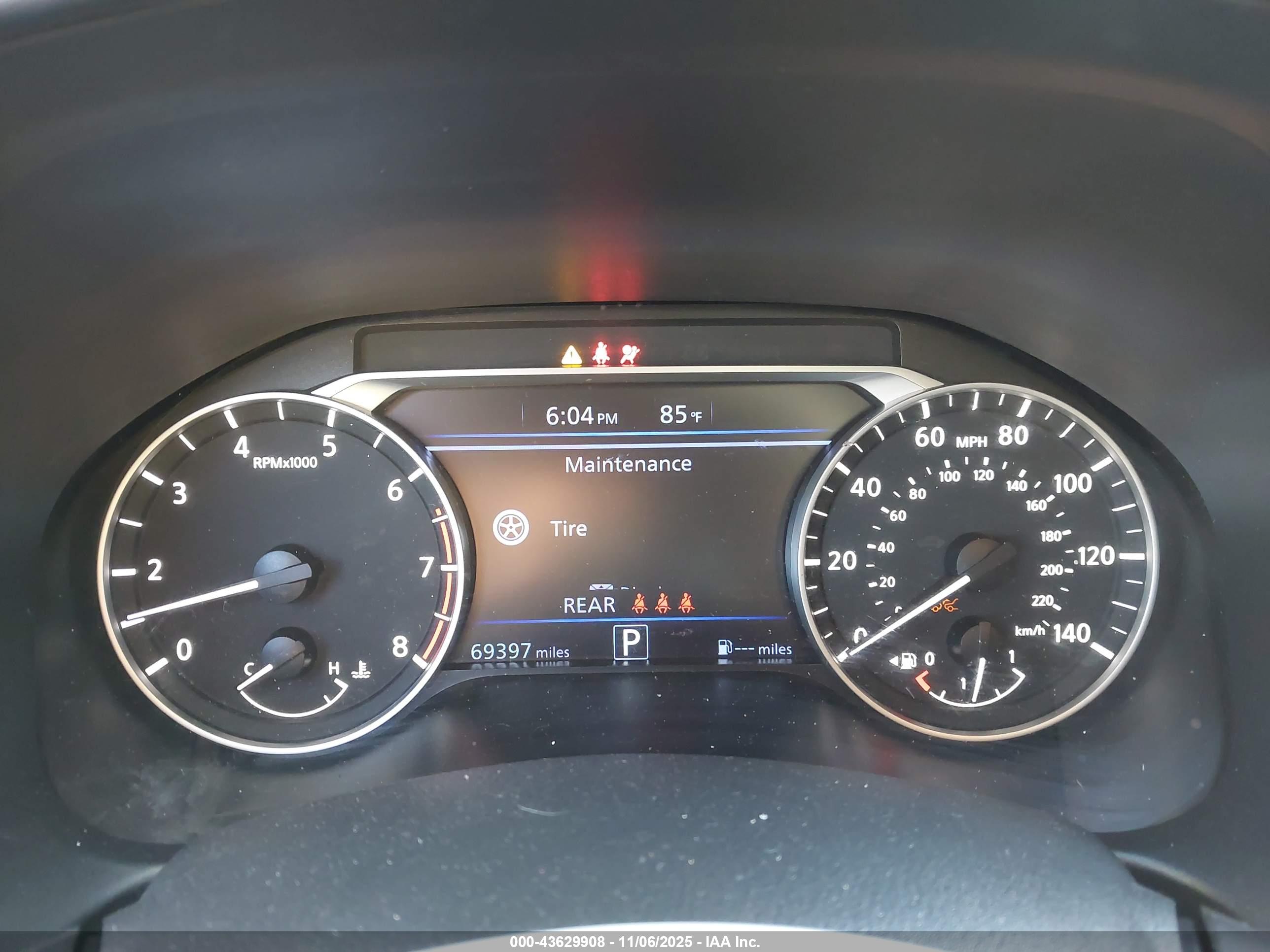 NISSAN ALTIMA image 7