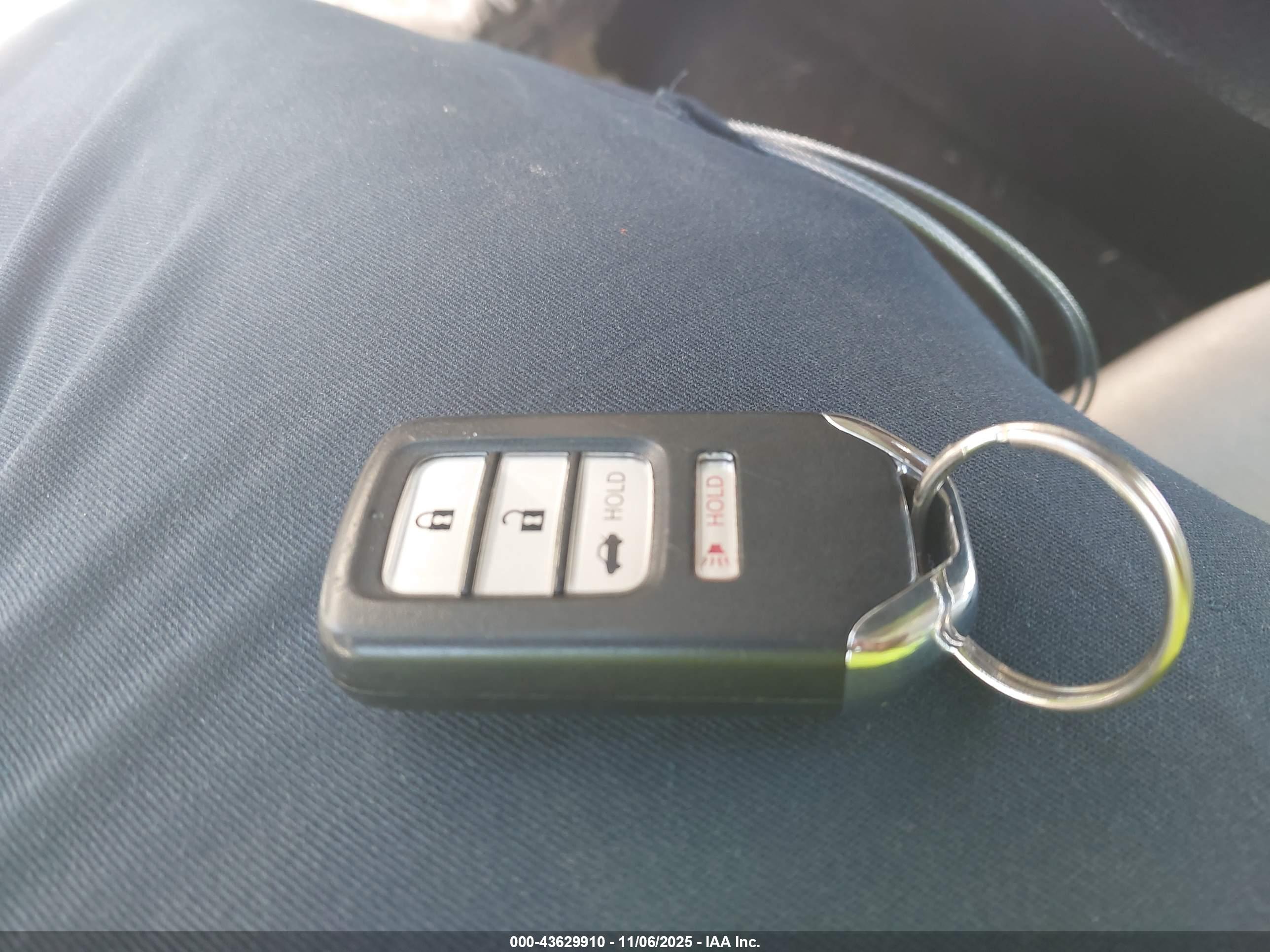 HONDA ACCORD image 11