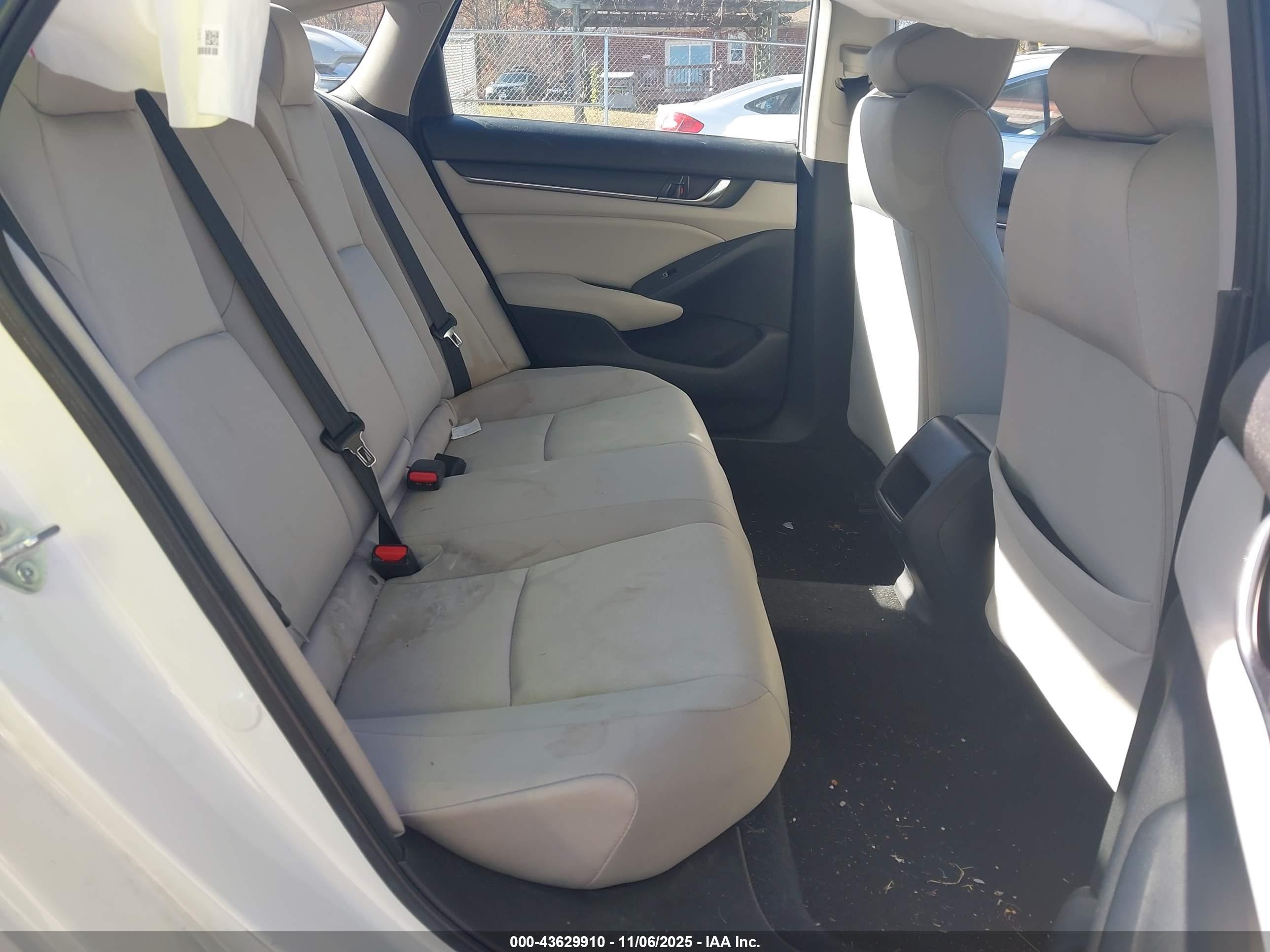 HONDA ACCORD image 8