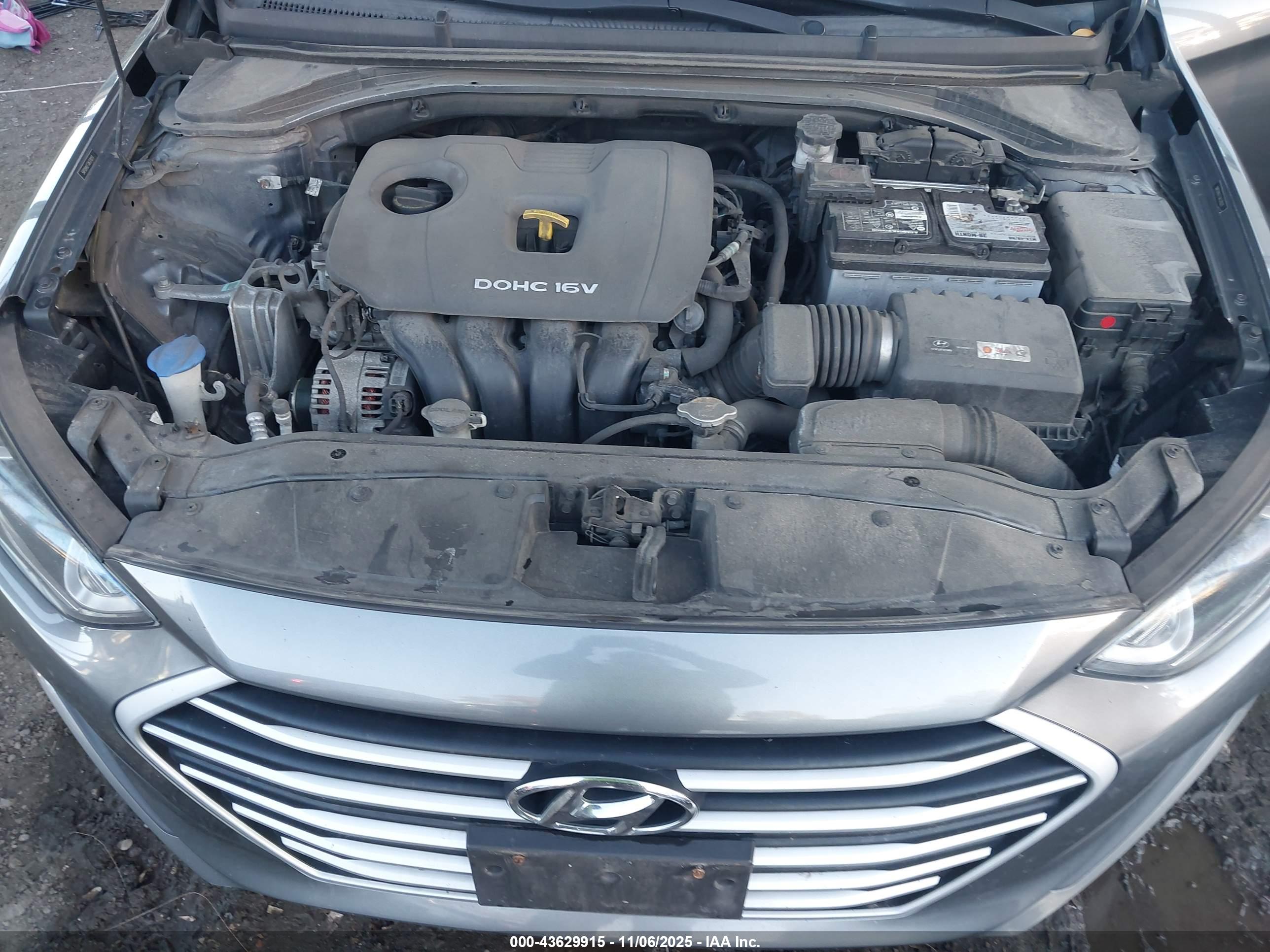 HYUNDAI ELANTRA image 10