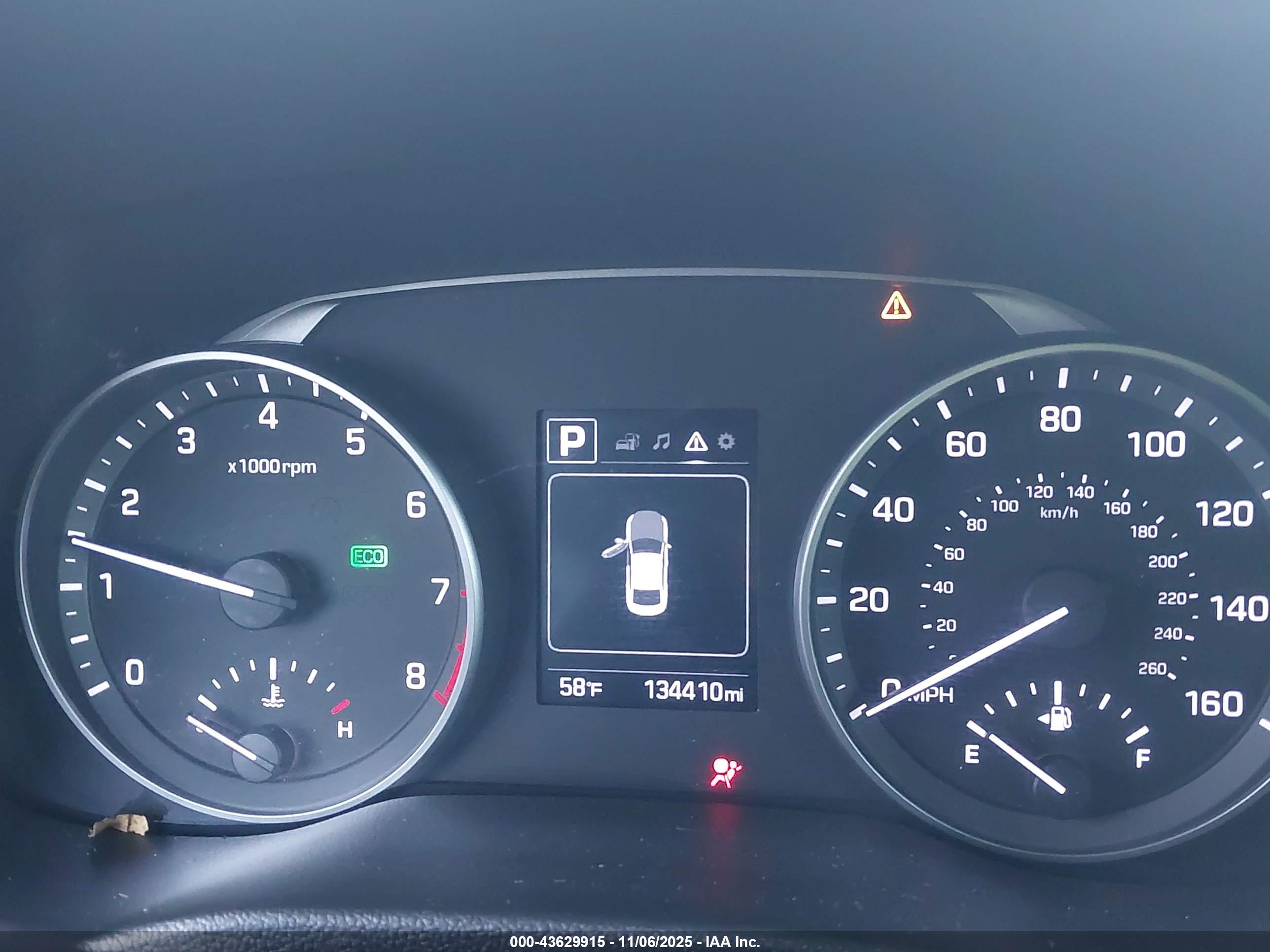 HYUNDAI ELANTRA image 7
