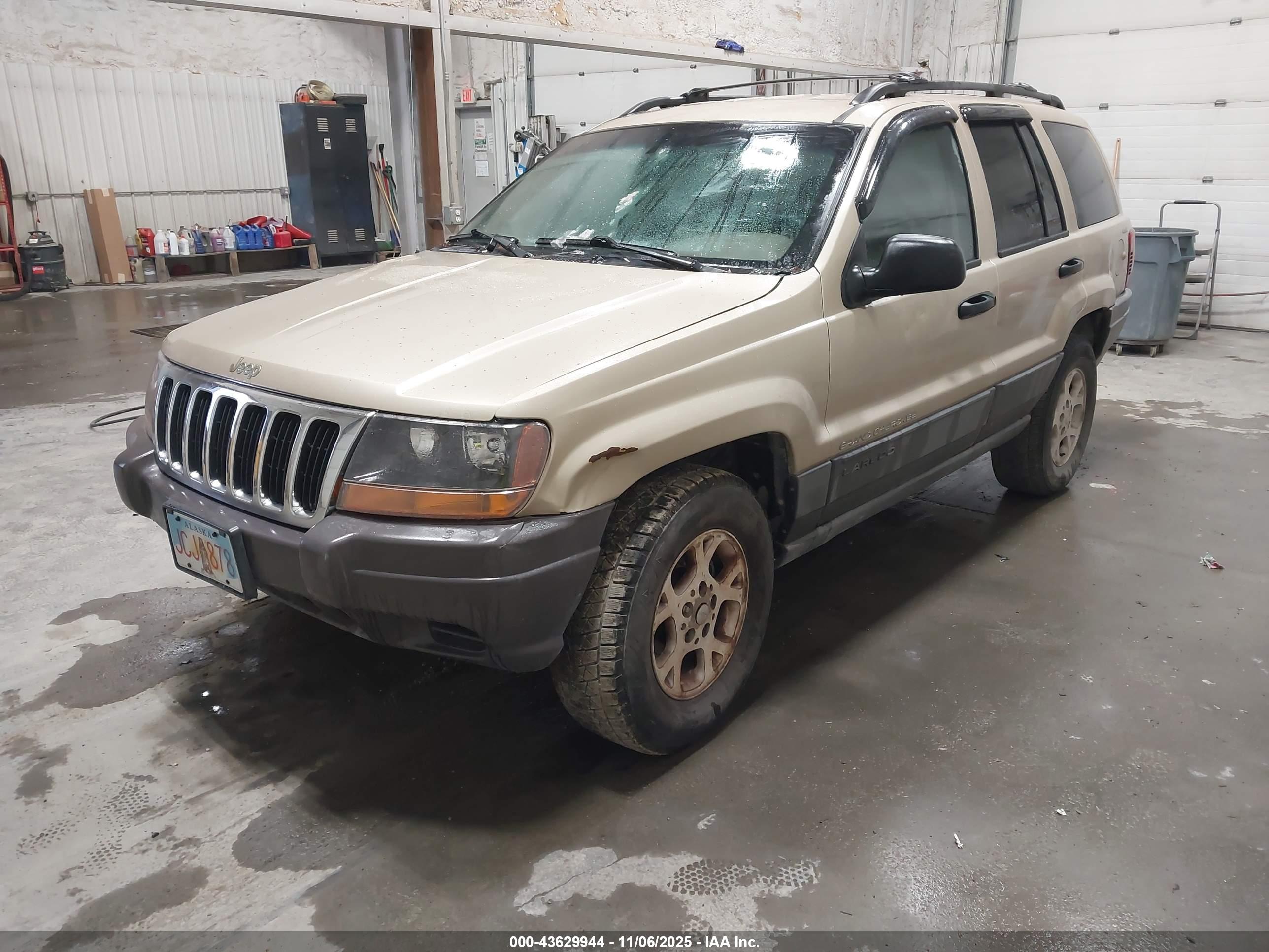 JEEP GRAND image 2