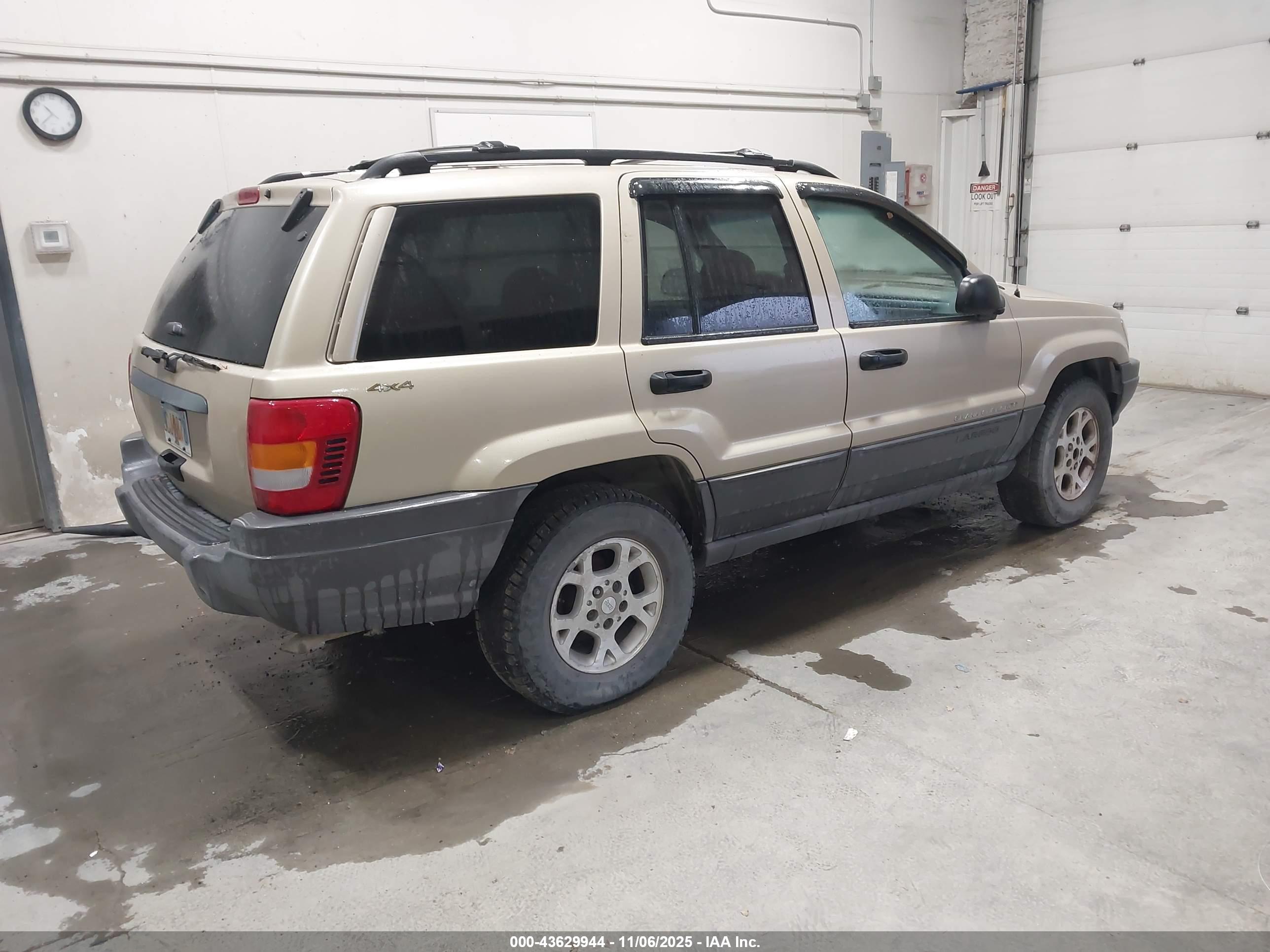 JEEP GRAND image 4
