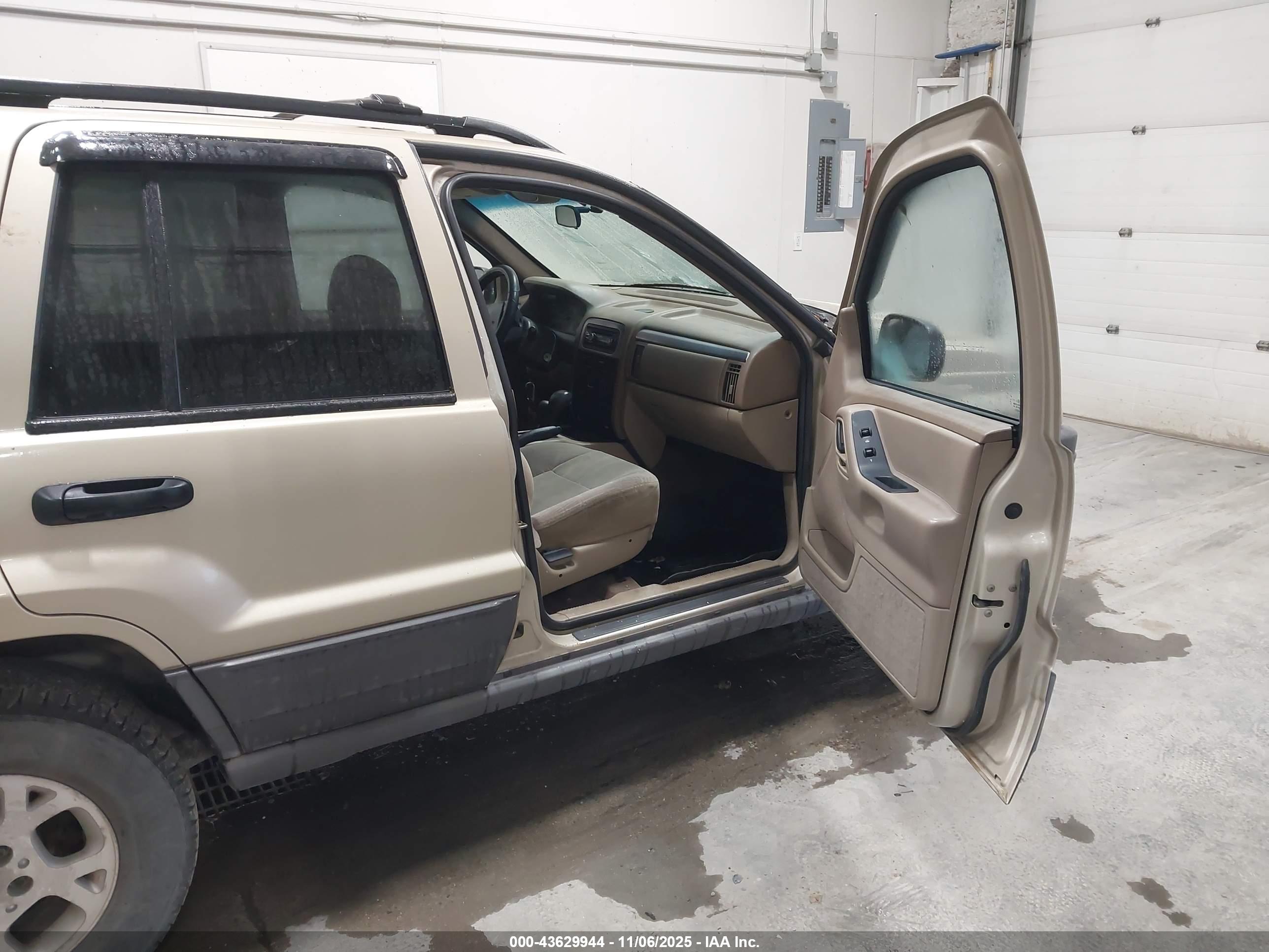 JEEP GRAND image 5