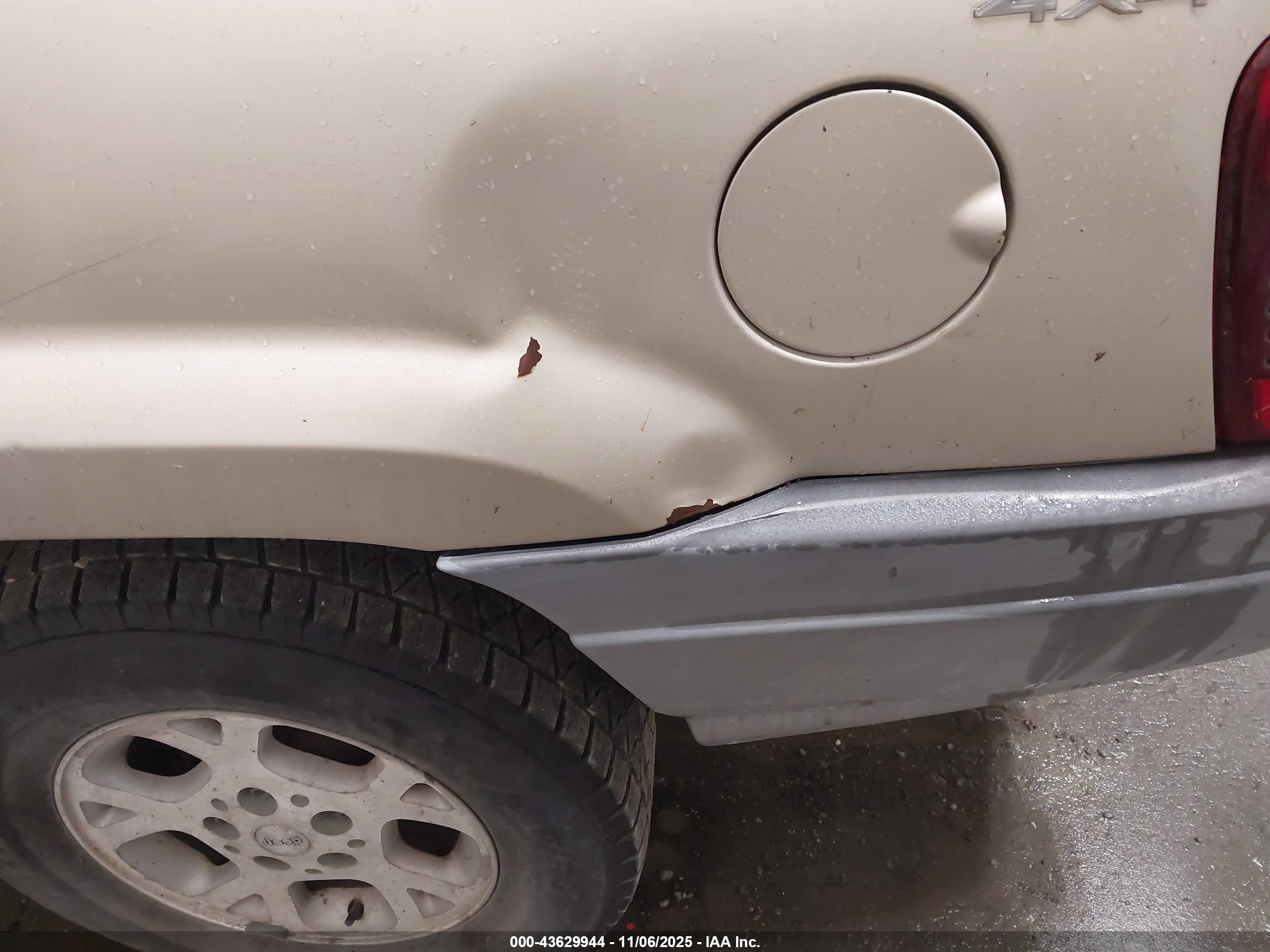 JEEP GRAND image 6