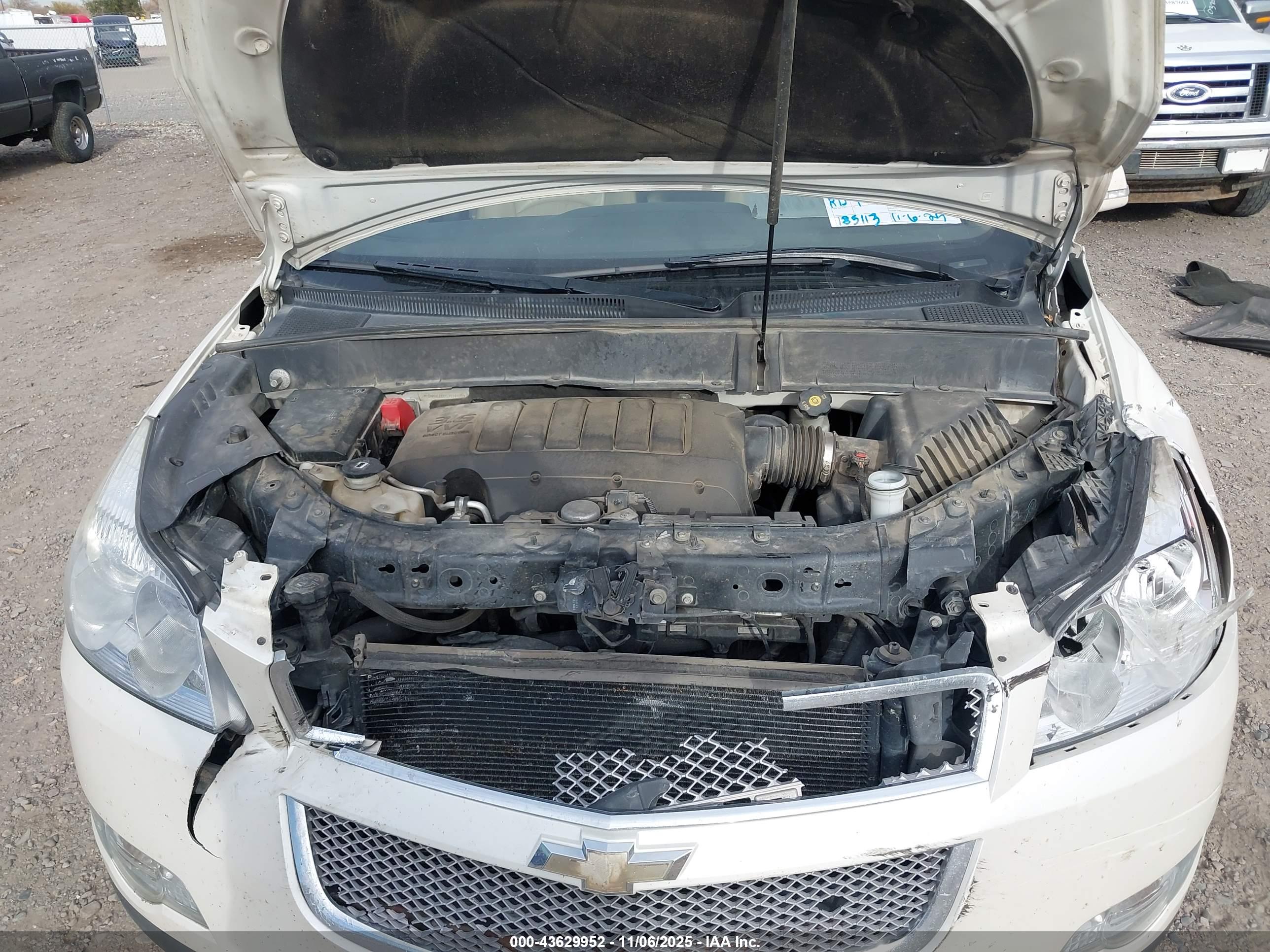 CHEVROLET TRAVERSE image 10