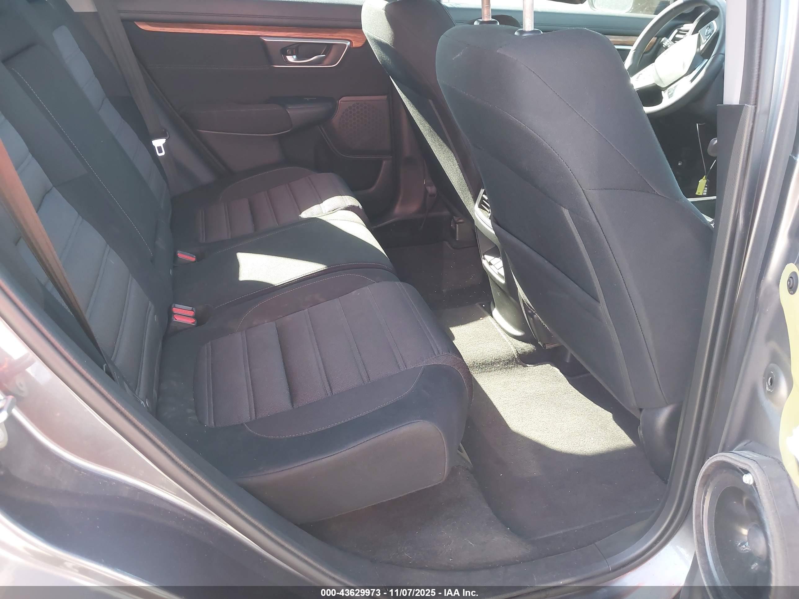 HONDA CR-V image 8