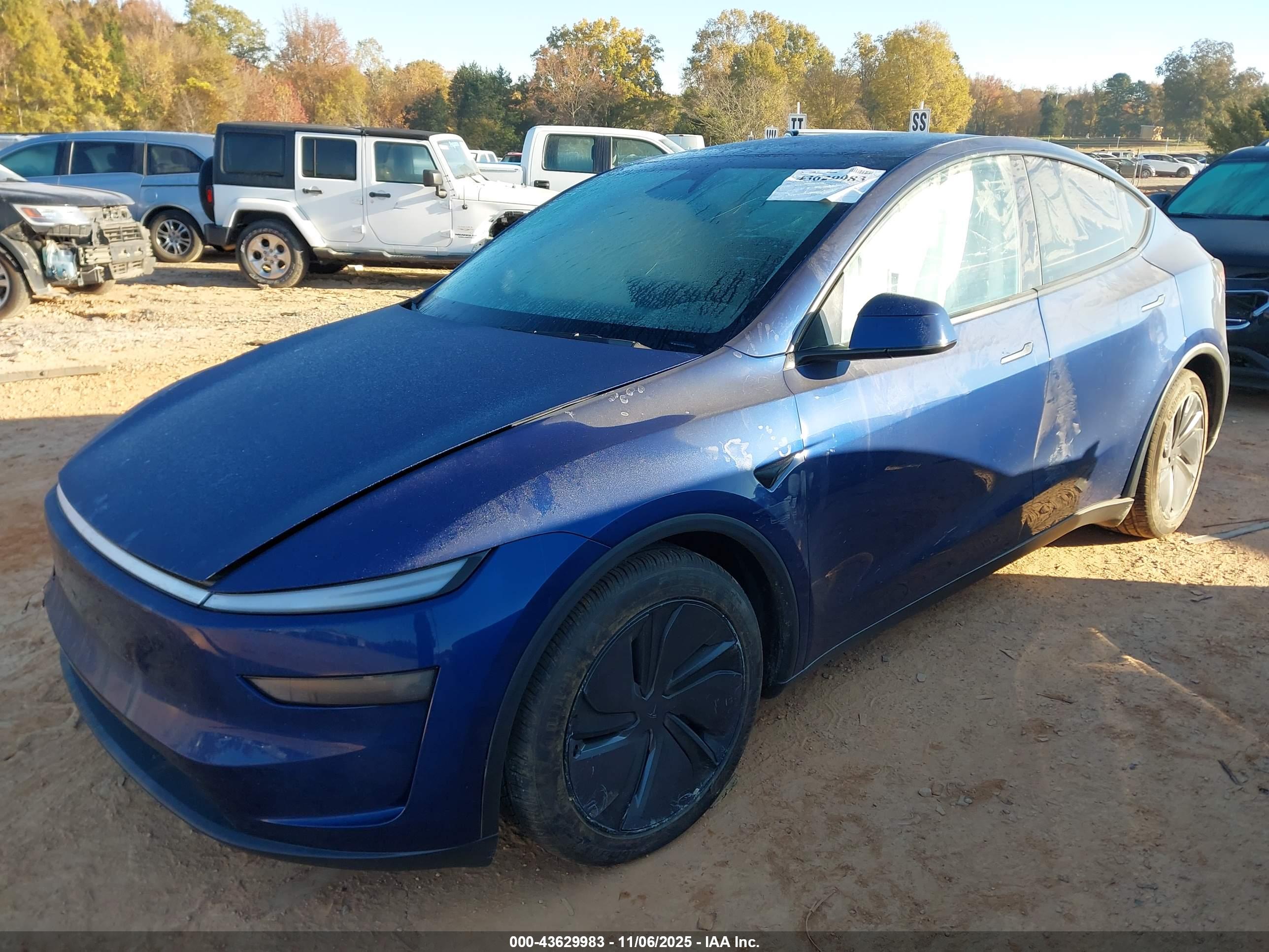 TESLA MODEL image 2