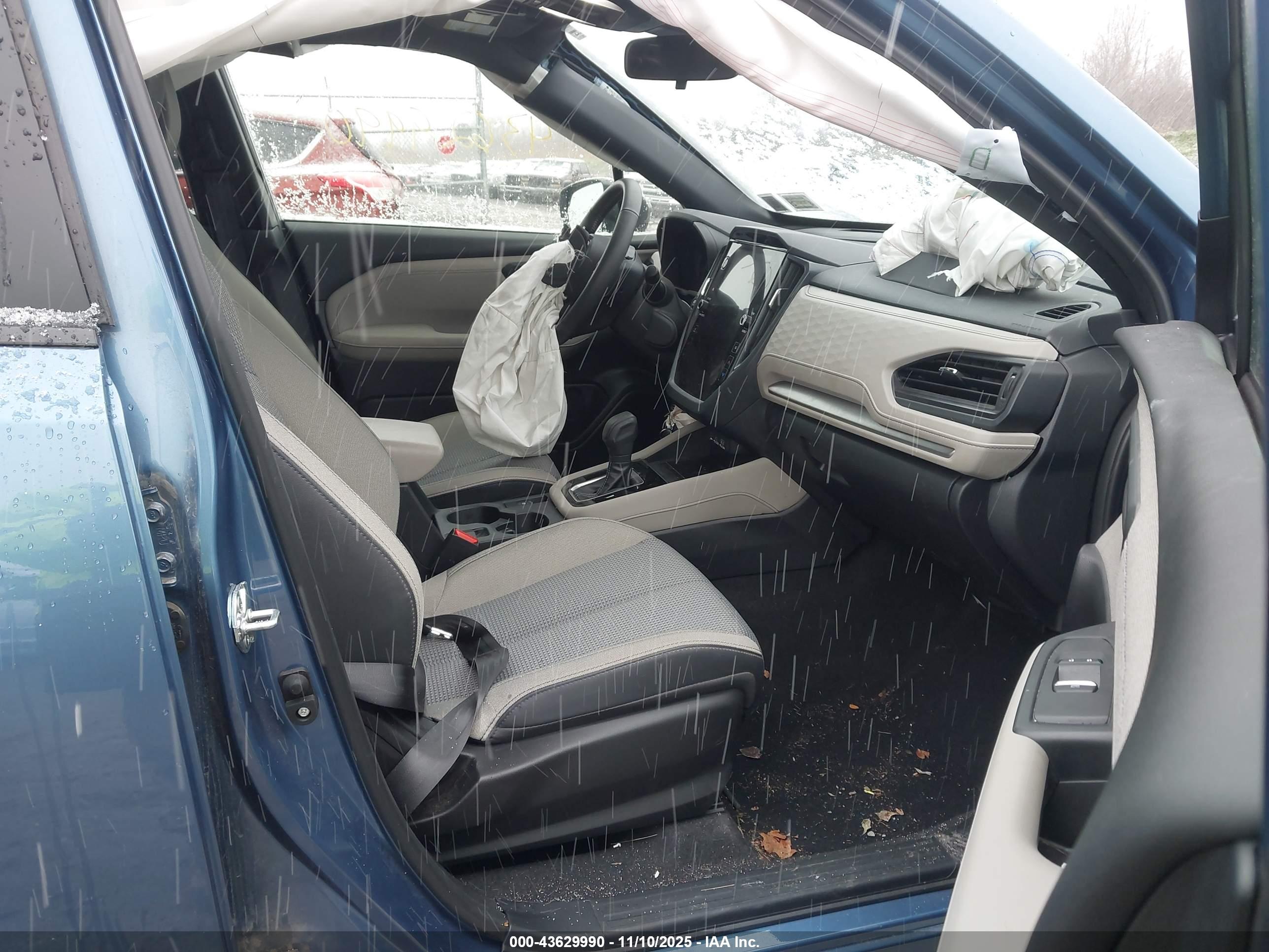 SUBARU FORESTER image 5