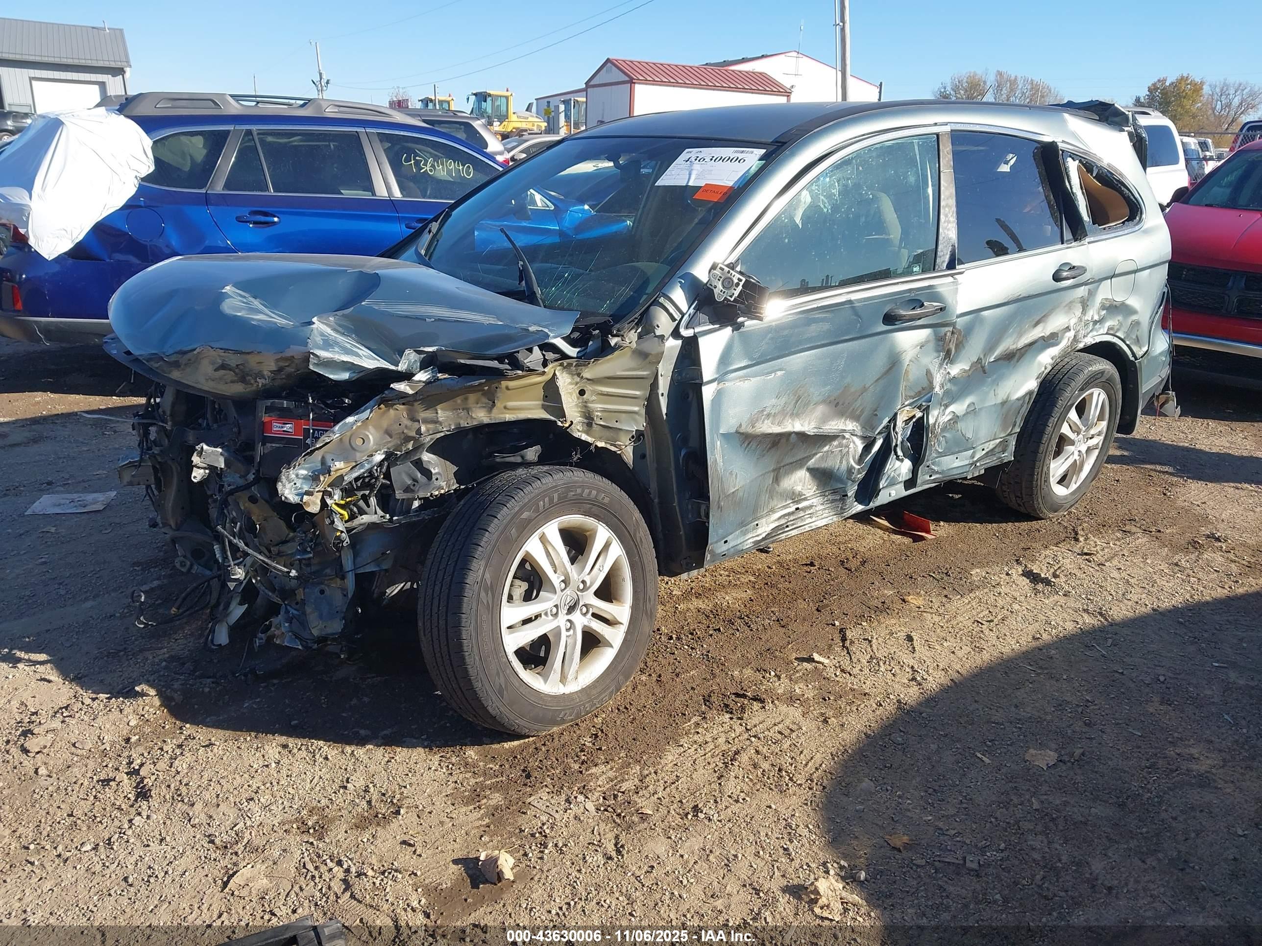 HONDA CR-V image 2