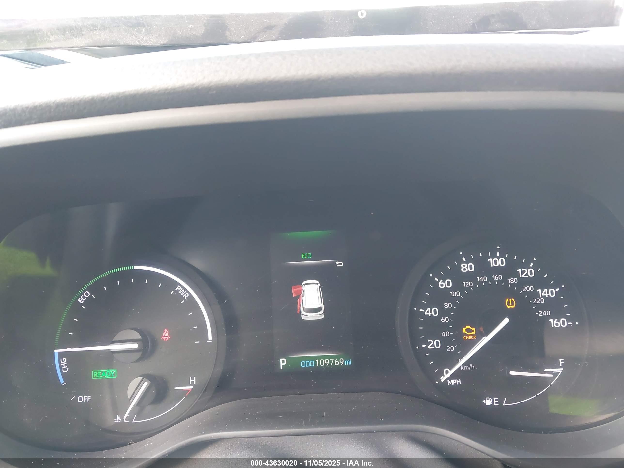 TOYOTA SIENNA image 7