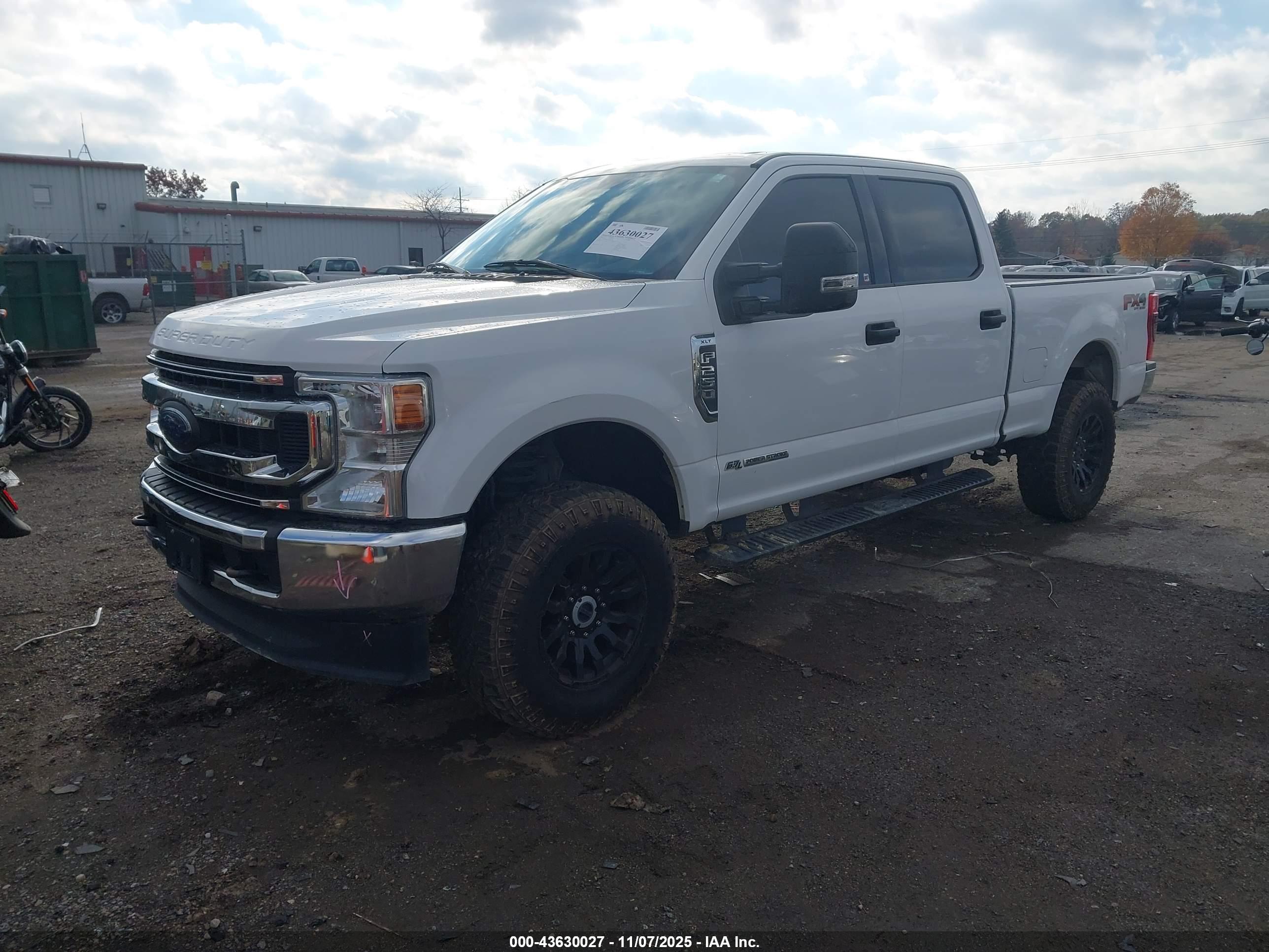 FORD F-250 image 2