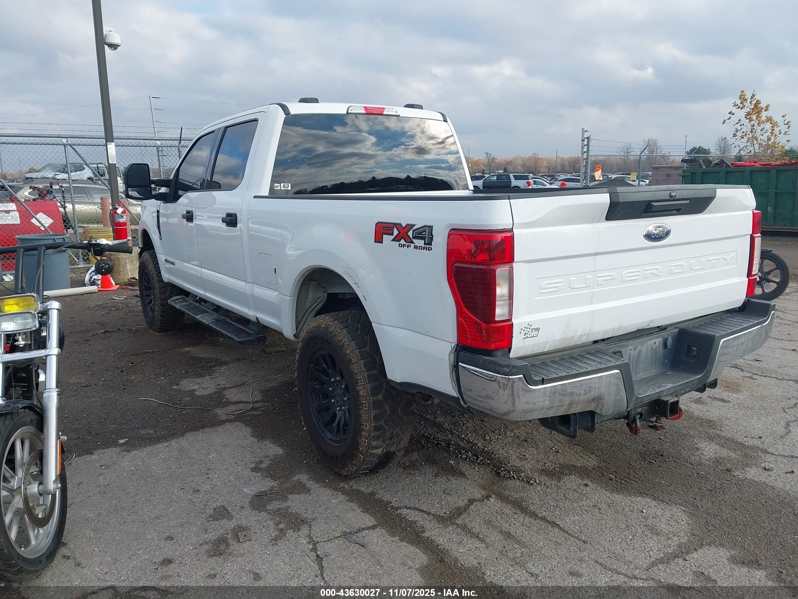FORD F-250 image 3