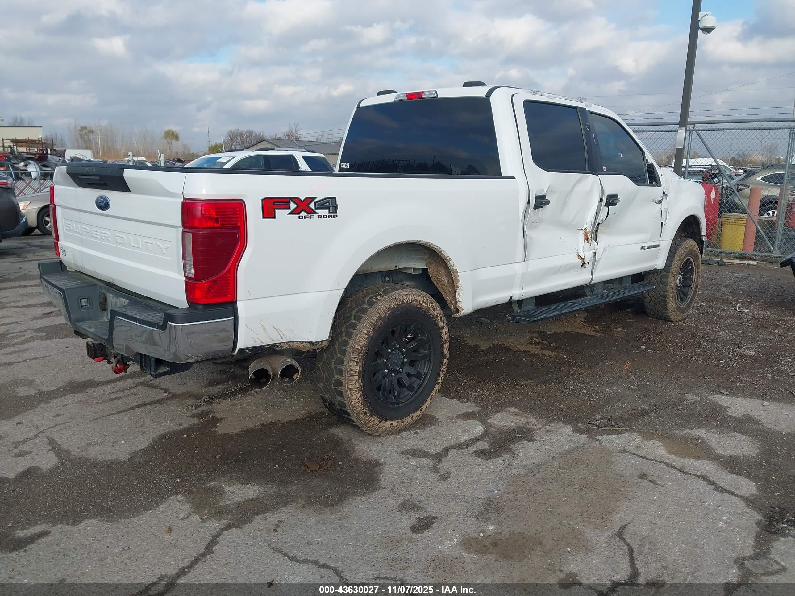 FORD F-250 image 4